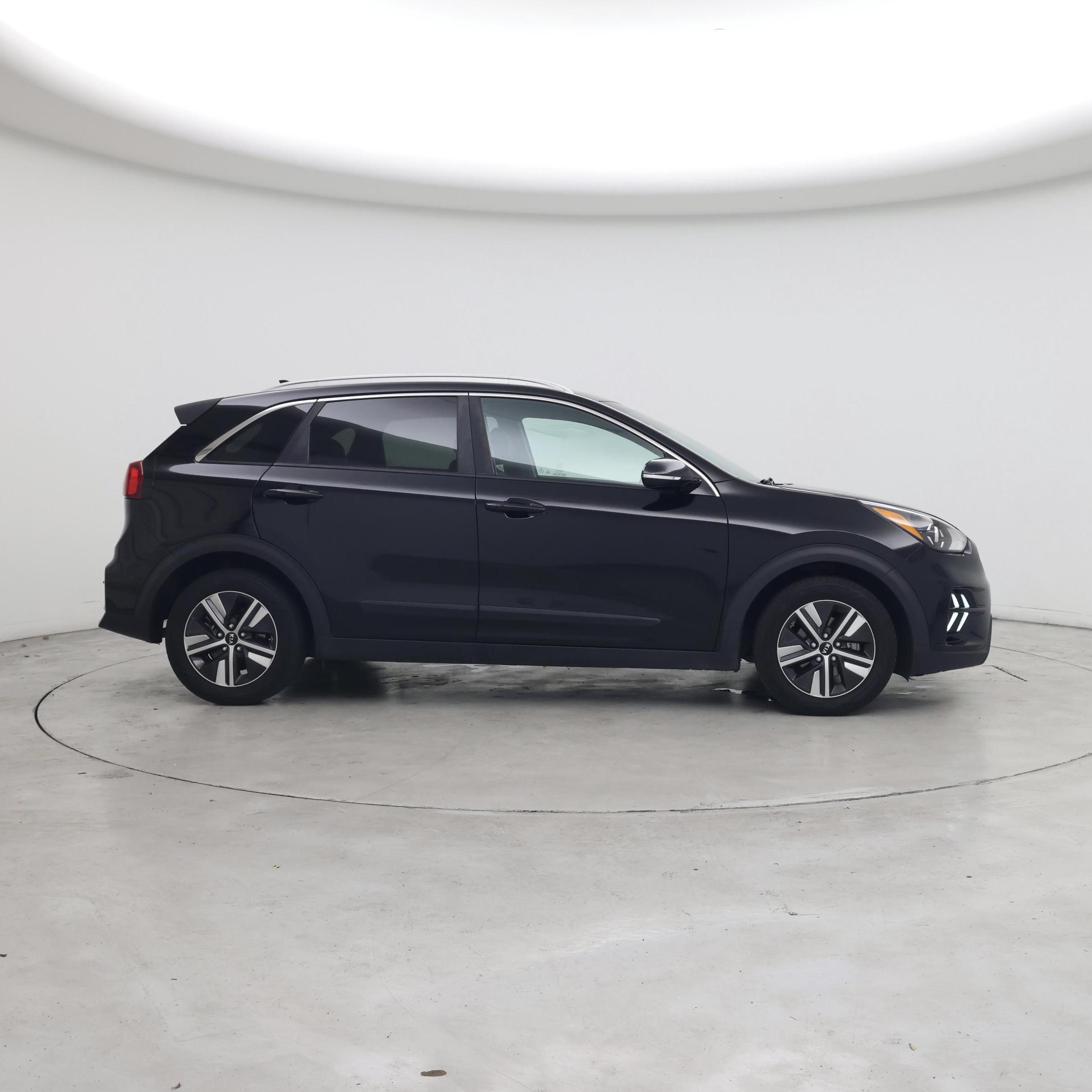 Thumbnail: 2020 Kia Niro - 7