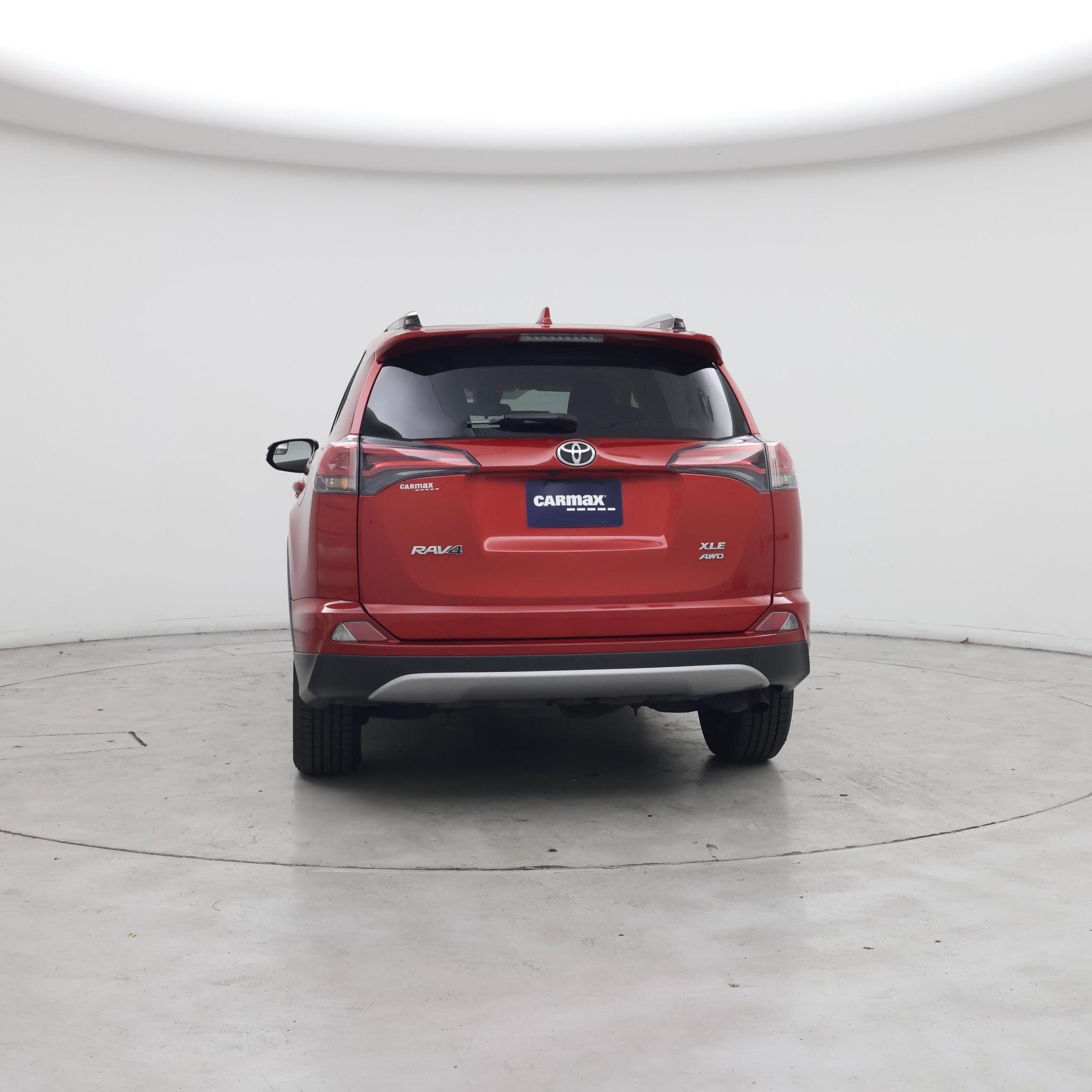 Thumbnail: 2017 Toyota RAV4 - 6