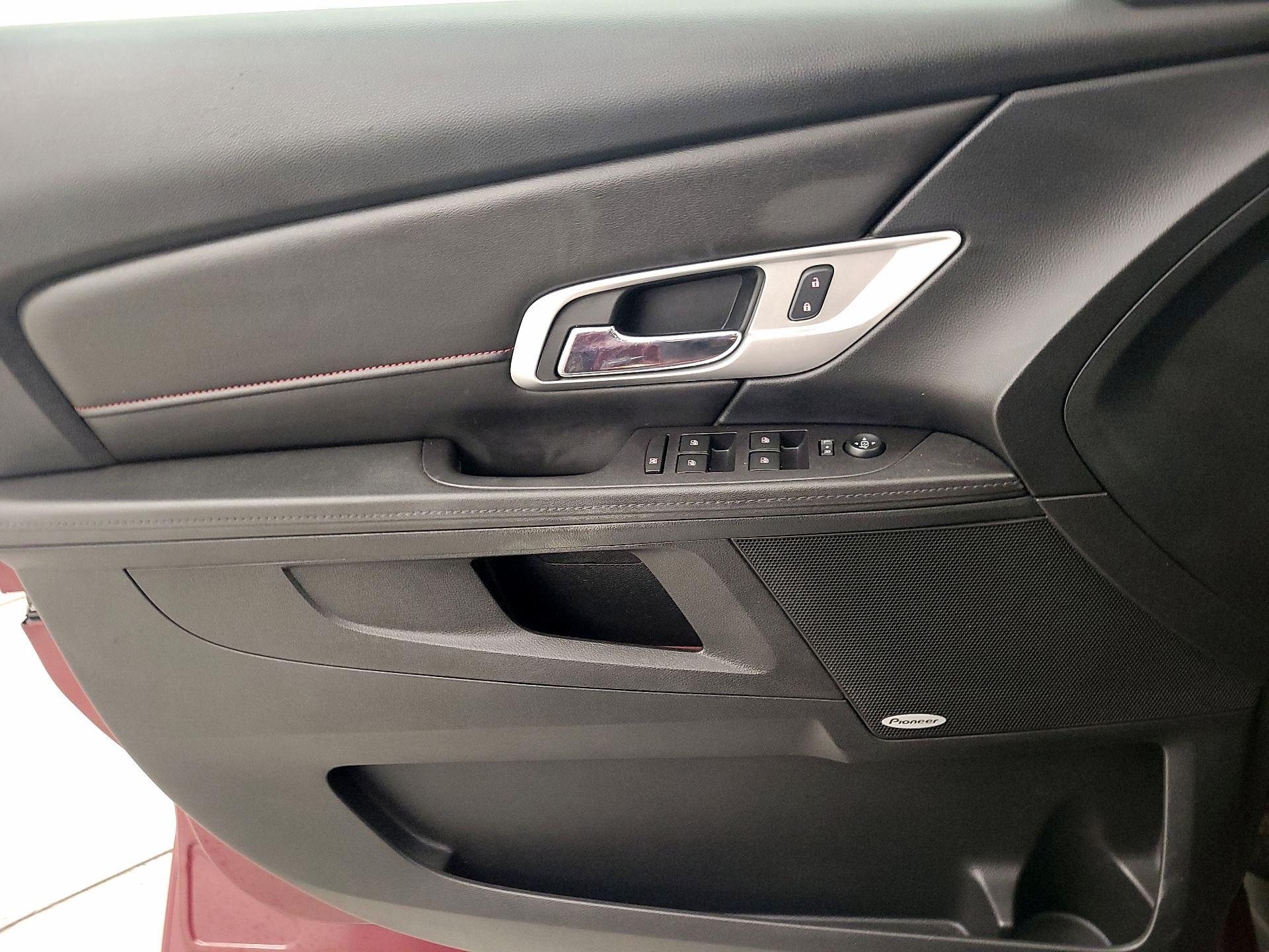 Thumbnail: 2017 GMC Terrain - 13