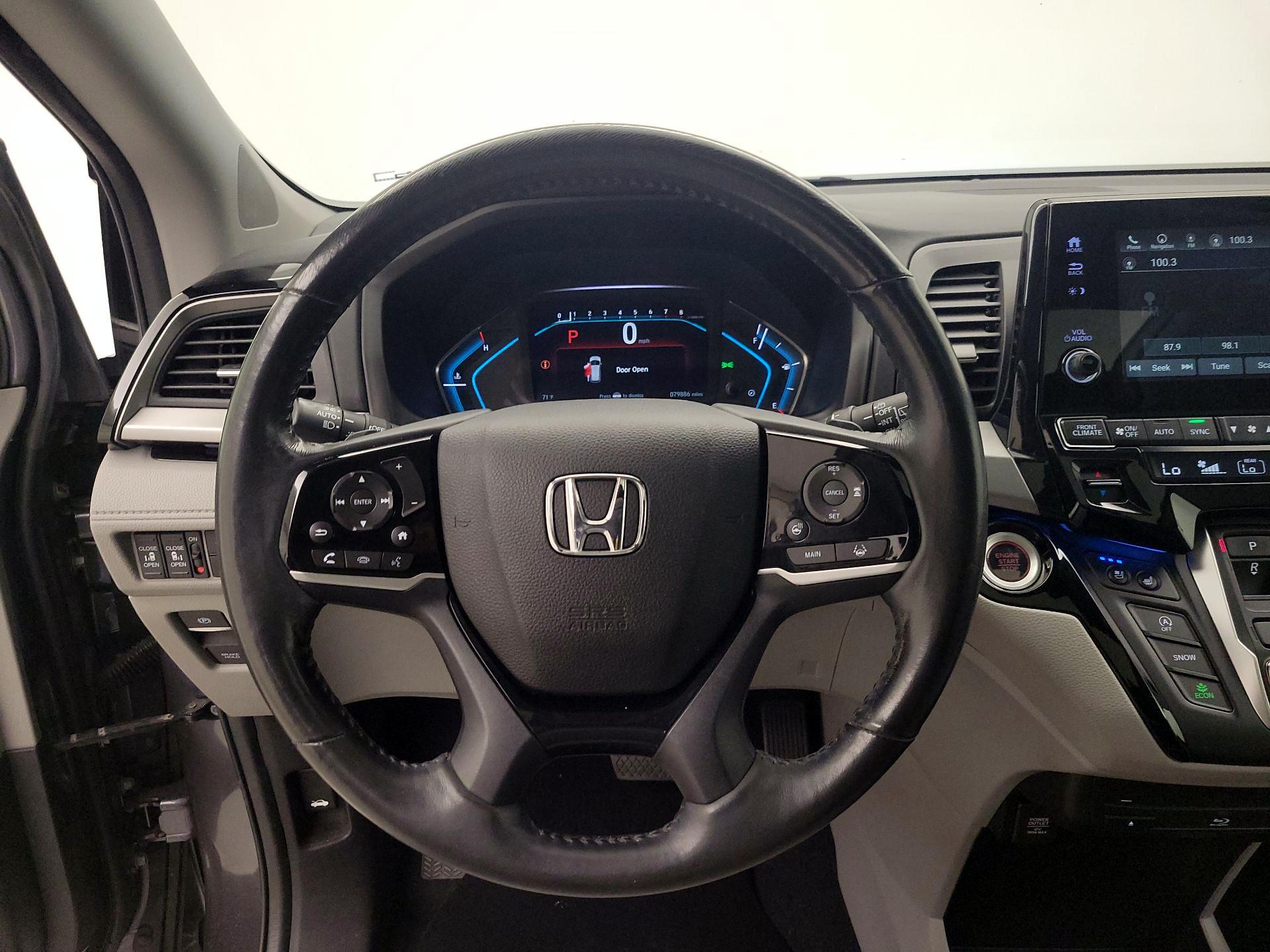 Thumbnail: 2018 Honda Odyssey - 10
