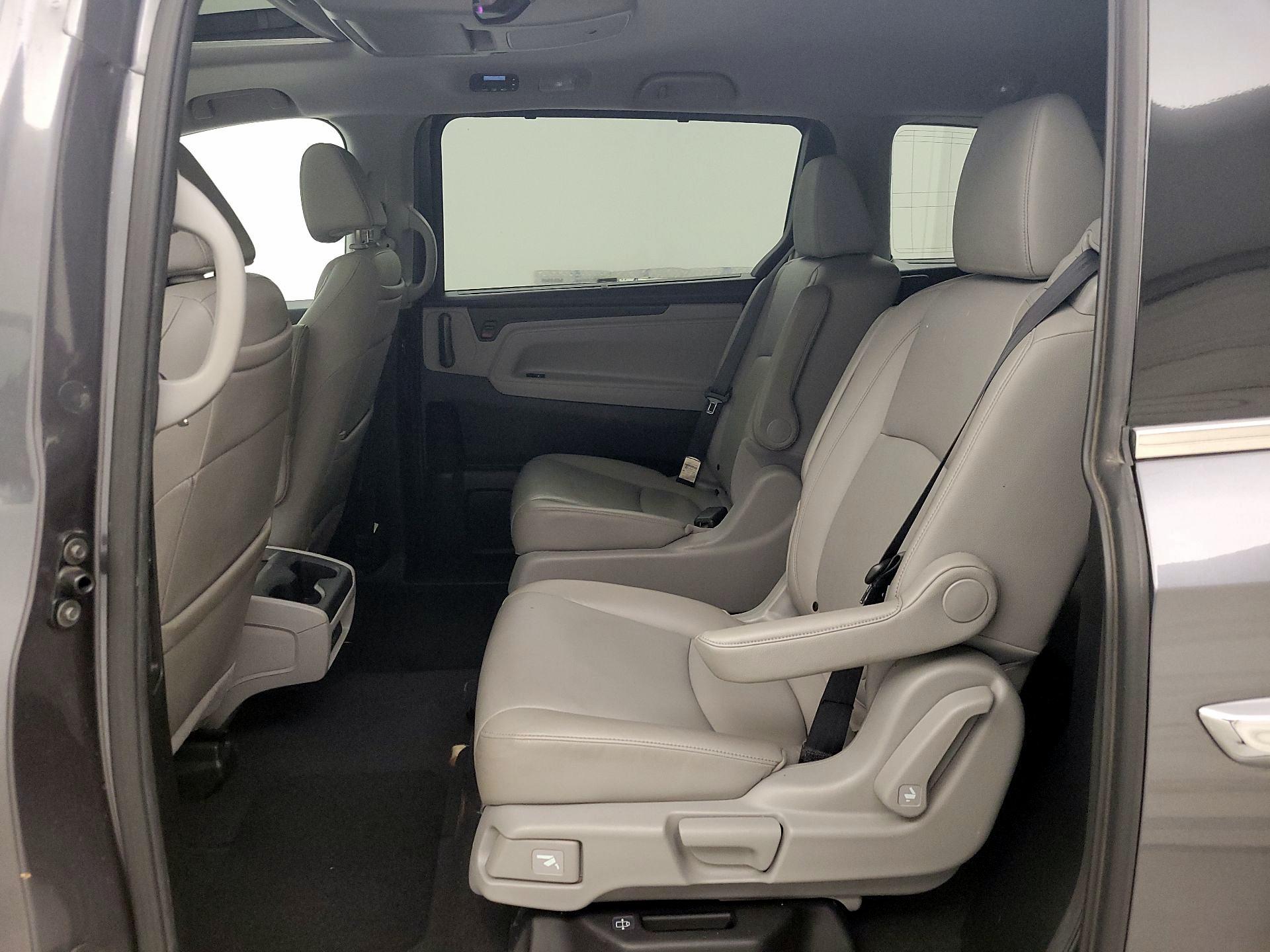 Thumbnail: 2018 Honda Odyssey - 20