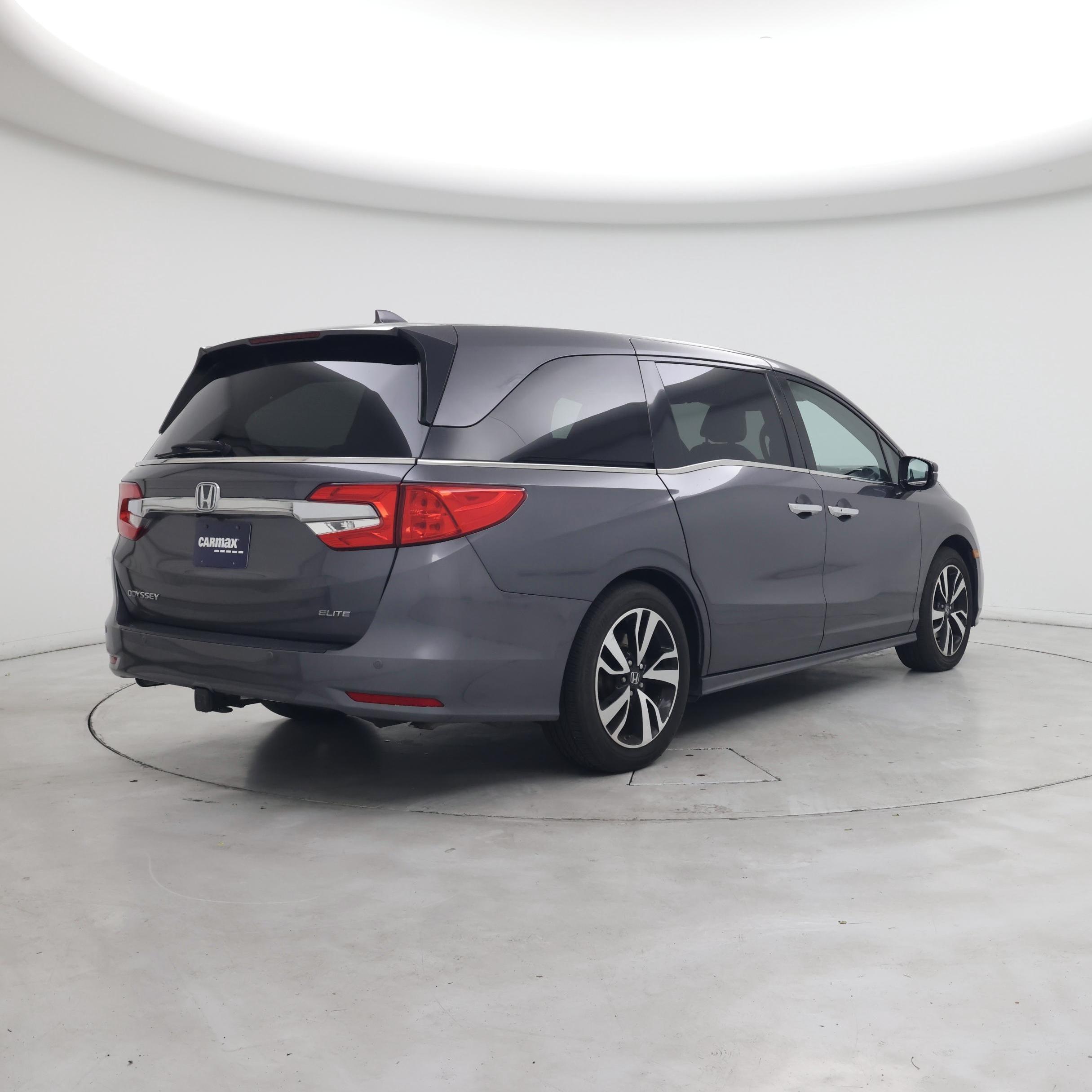 Thumbnail: 2018 Honda Odyssey - 8