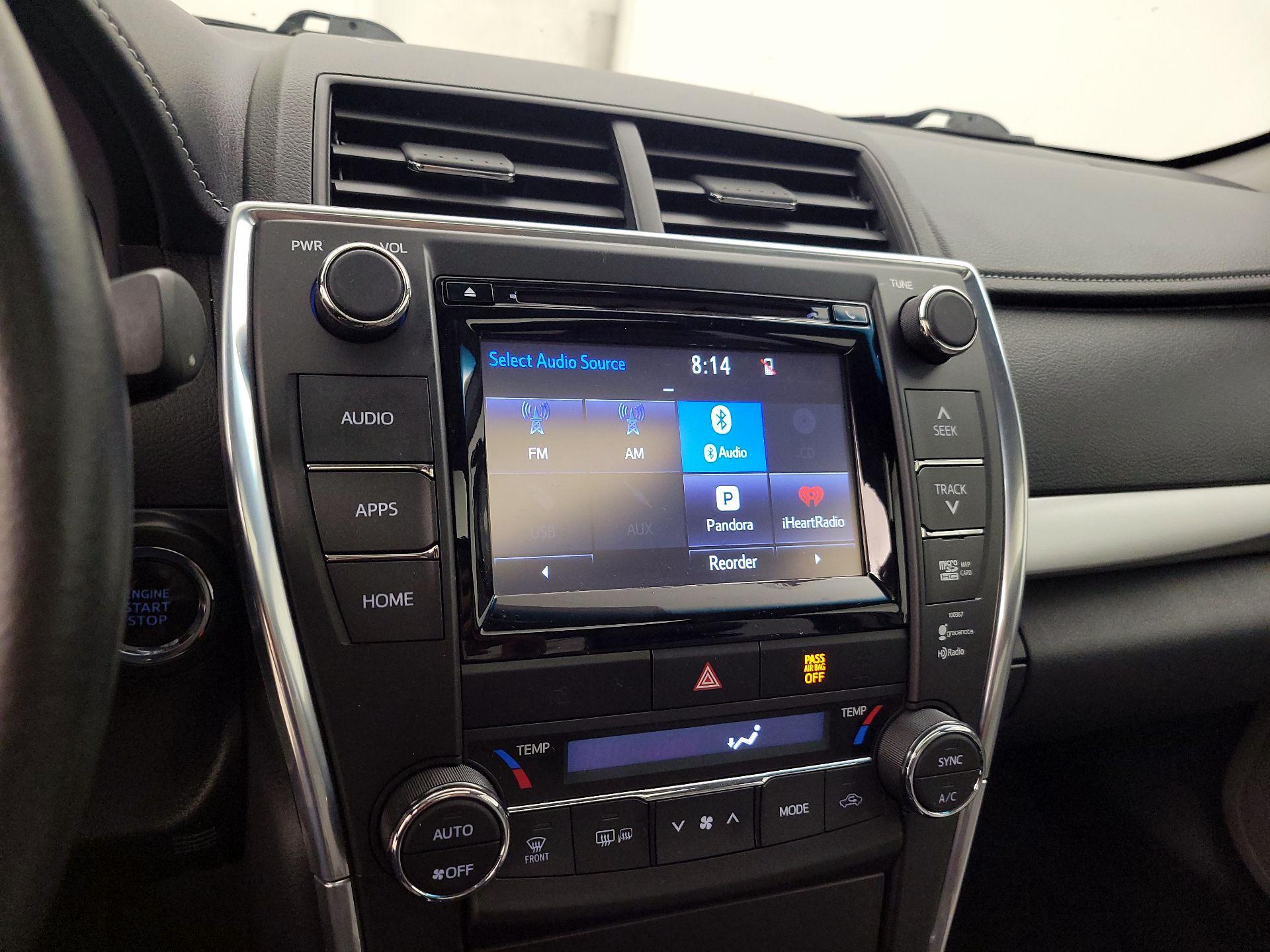 Thumbnail: 2015 Toyota Camry - 13