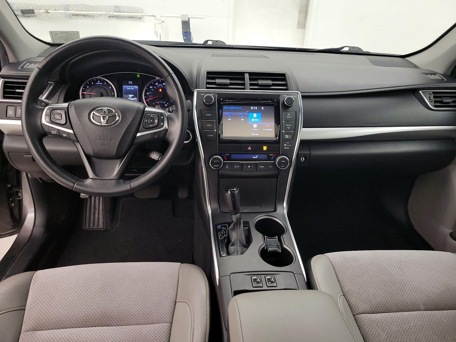 Thumbnail: 2015 Toyota Camry - 8