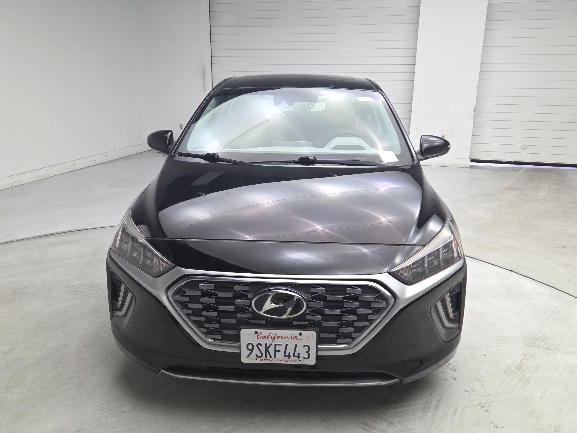 Thumbnail: 2020 Hyundai Ioniq - 2