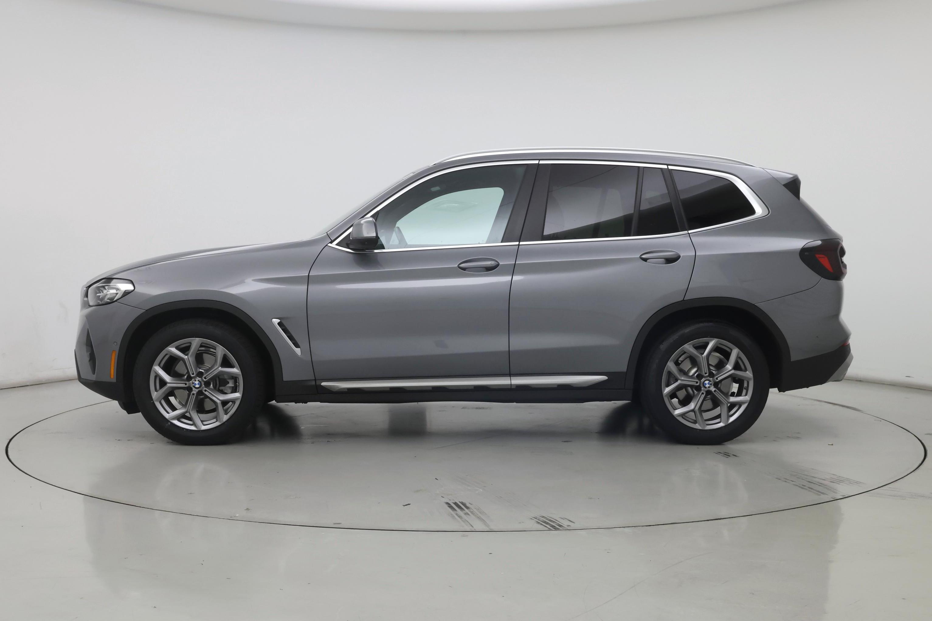 Thumbnail: 2023 BMW X3 - 3