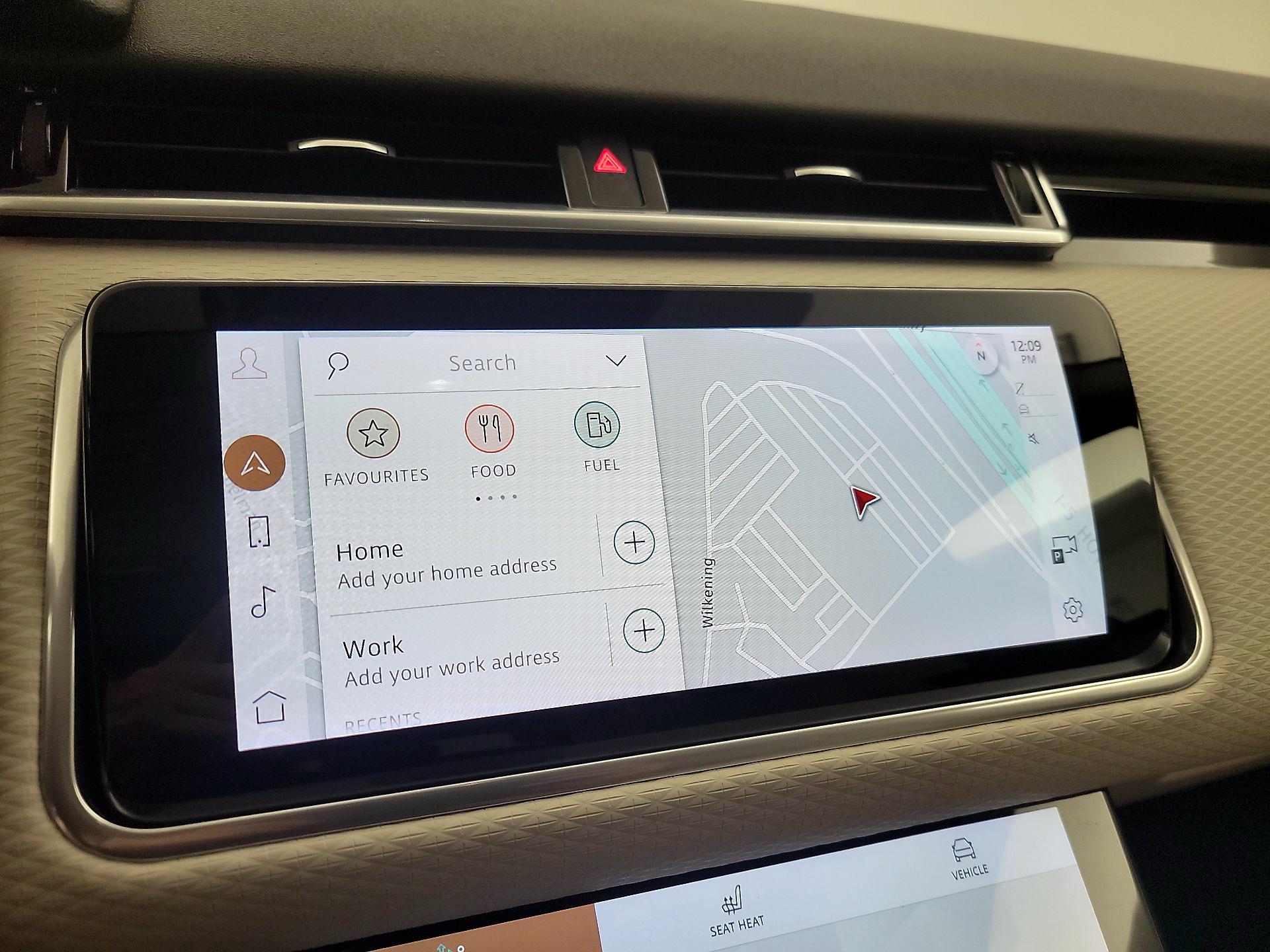 Thumbnail: 2022 Land Rover Range Rover Velar - 14