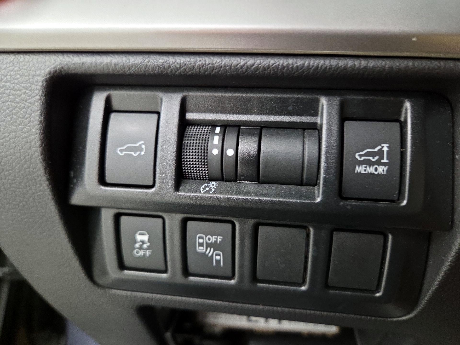 Thumbnail: 2016 Subaru Outback - 13