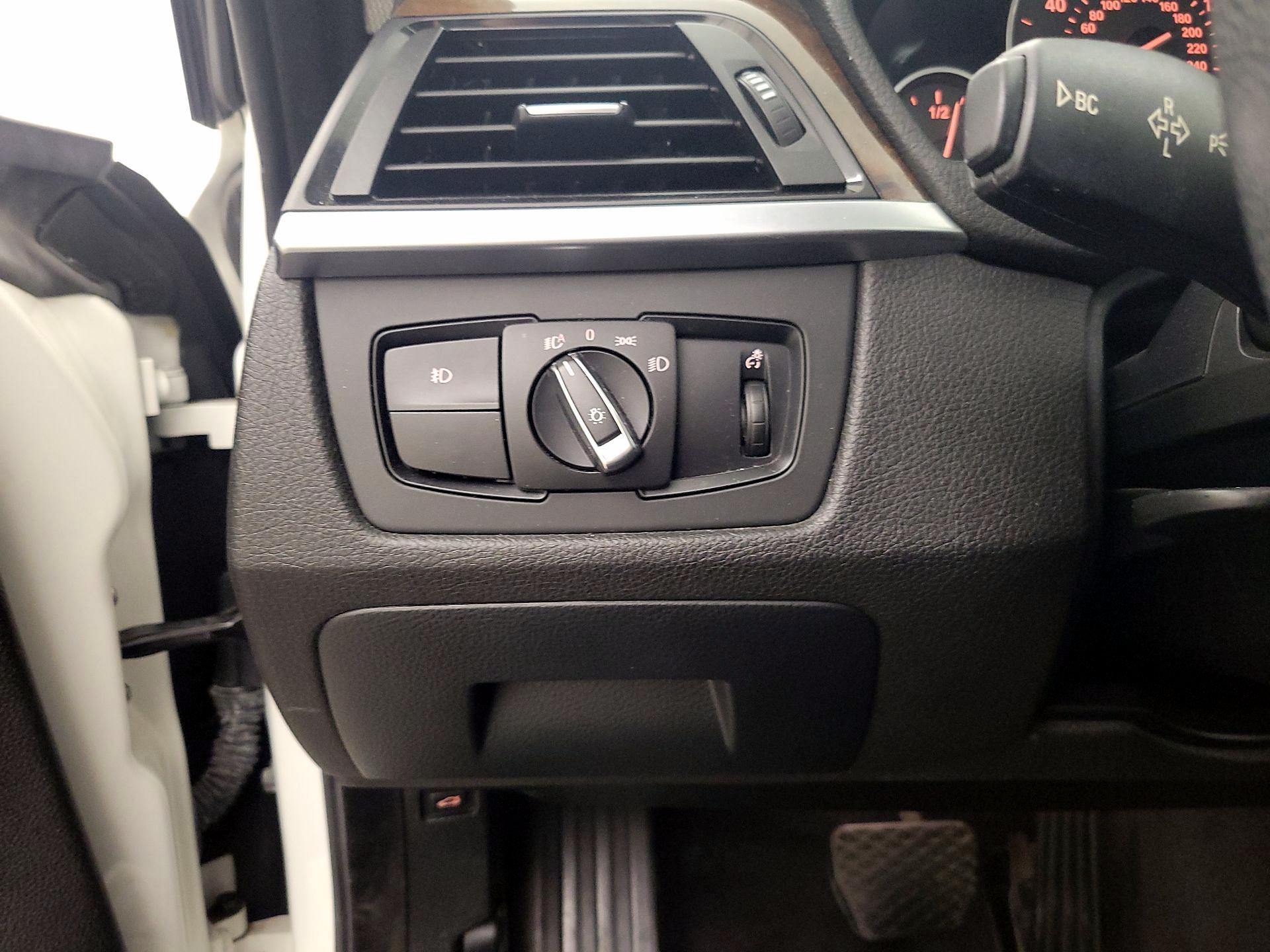 Thumbnail: 2015 BMW 4 Series - 13