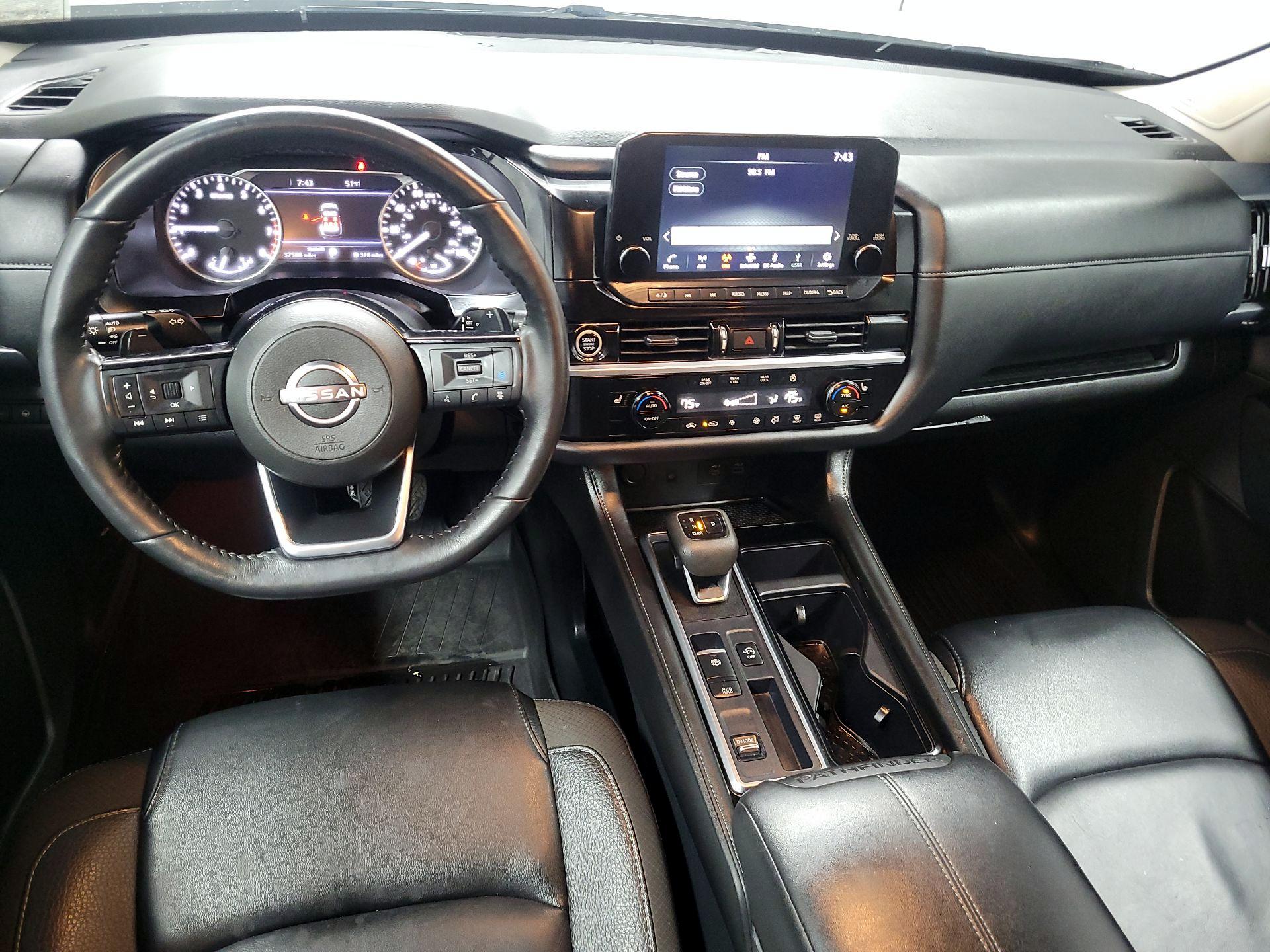 Thumbnail: 2024 Nissan Pathfinder - 9