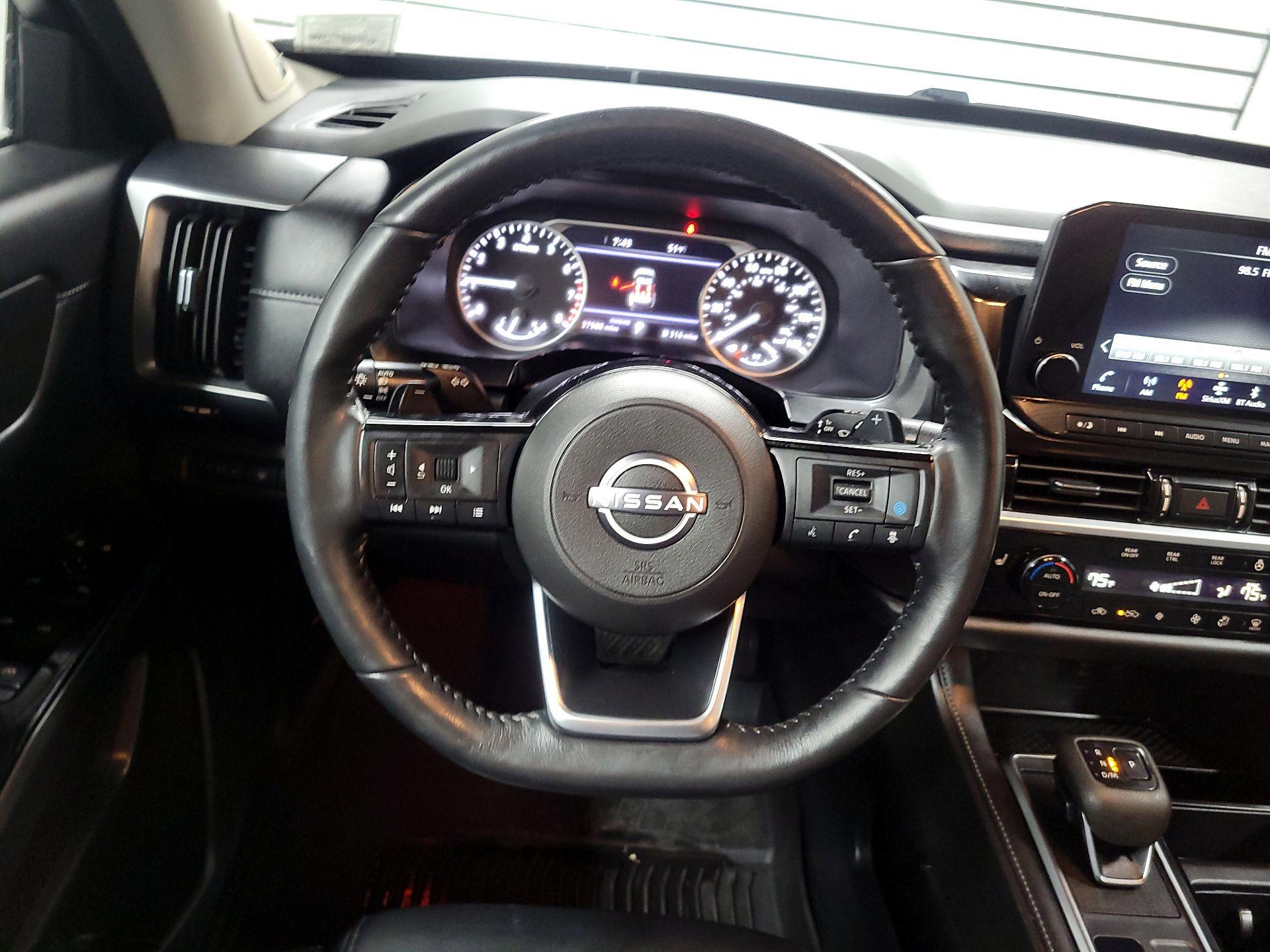 Thumbnail: 2024 Nissan Pathfinder - 10