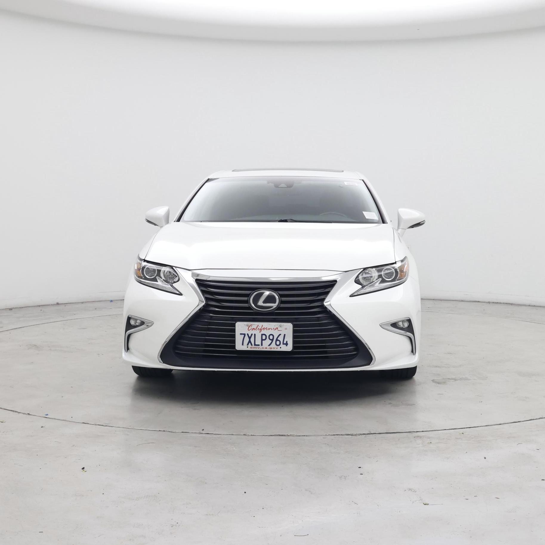 Thumbnail: 2017 Lexus ES - 5