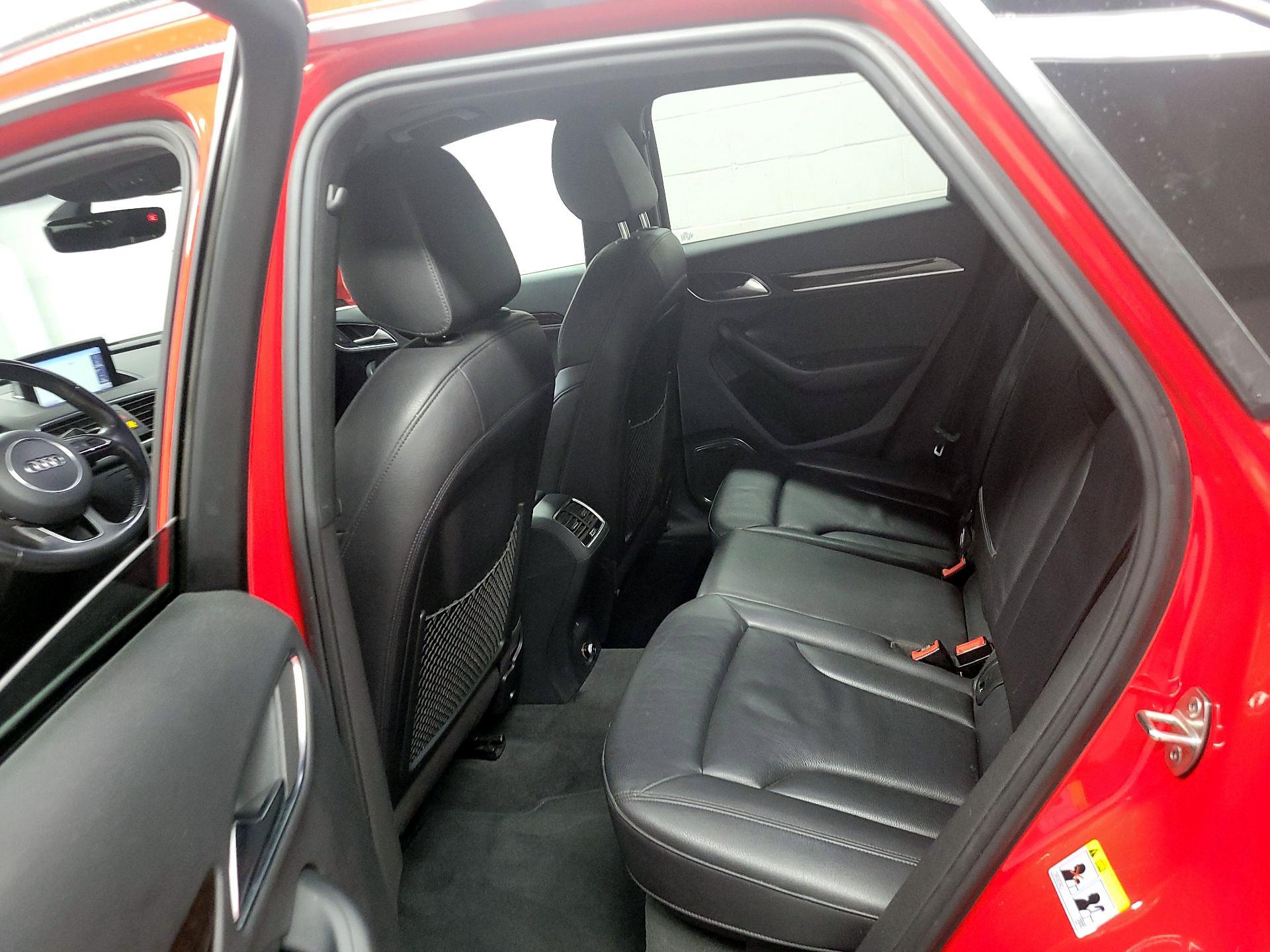 Thumbnail: 2016 Audi Q3 - 16