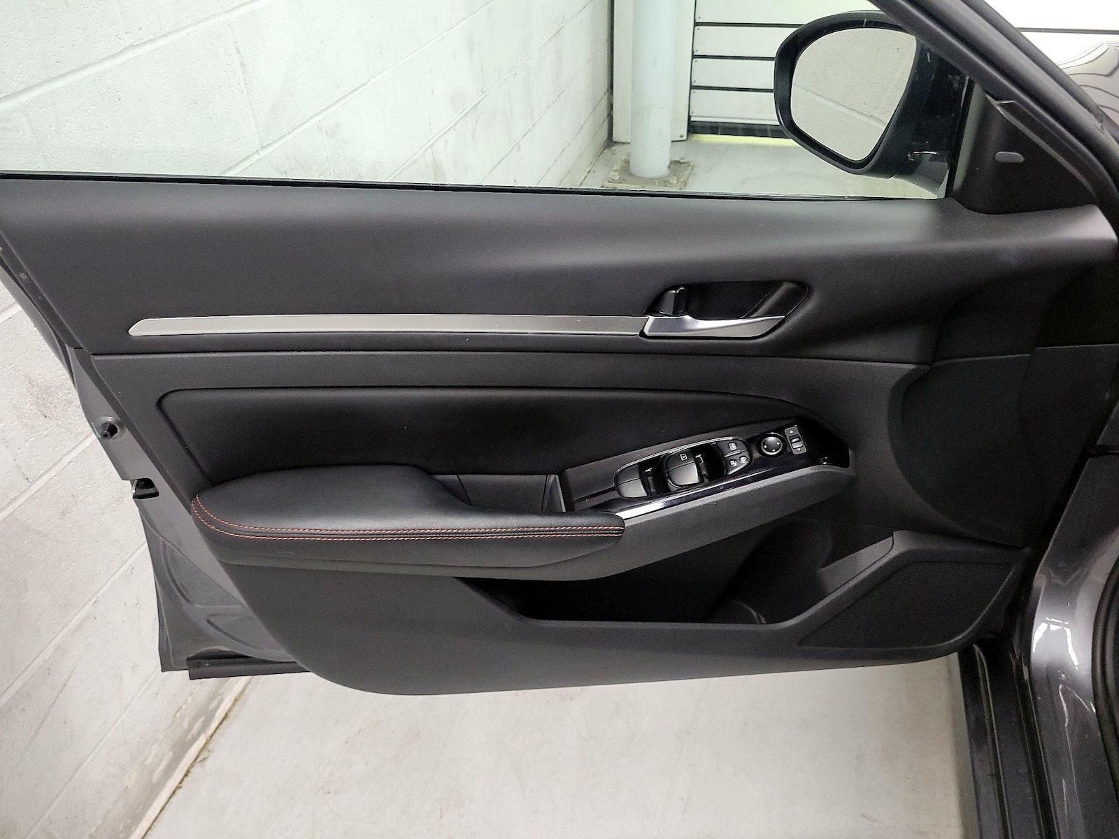 2024 Nissan Altima SR - Photo 13
