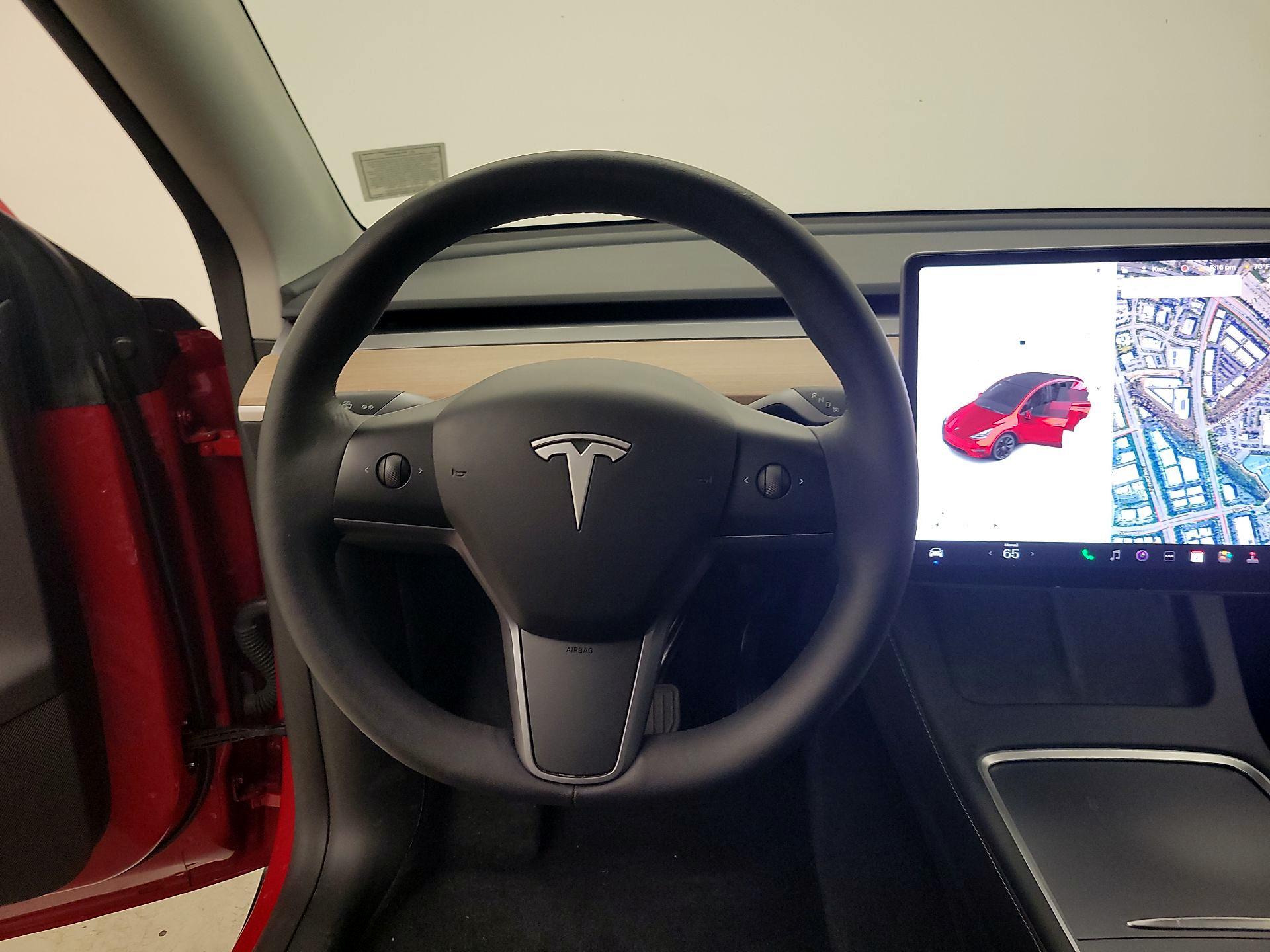 Thumbnail: 2023 Tesla Model Y - 10