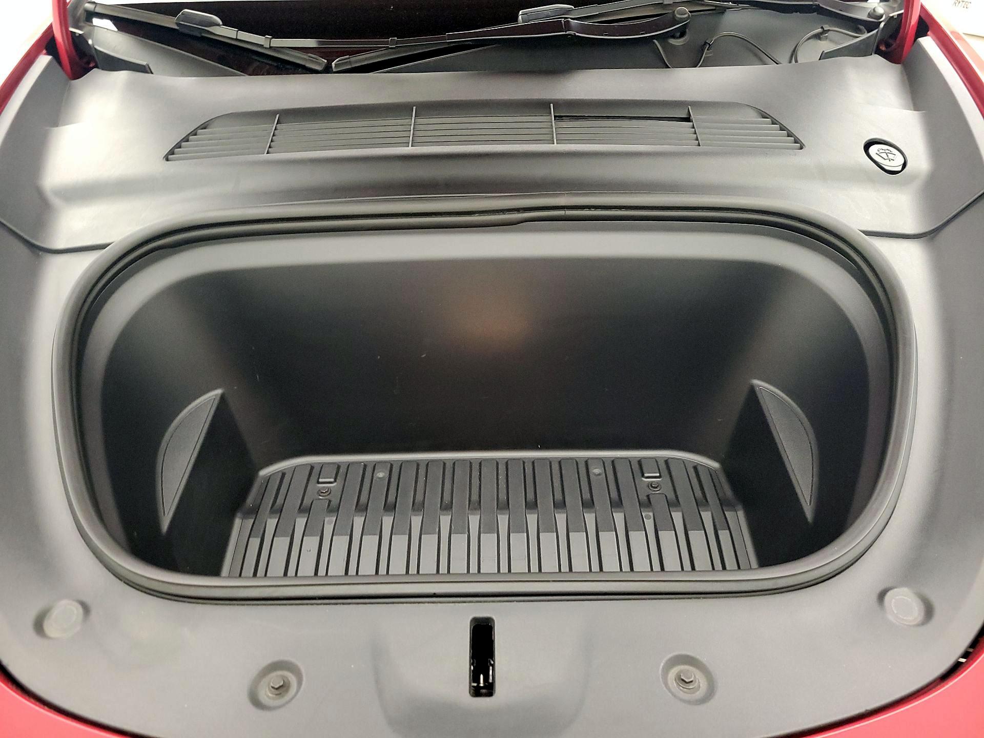 Thumbnail: 2023 Tesla Model Y - 20