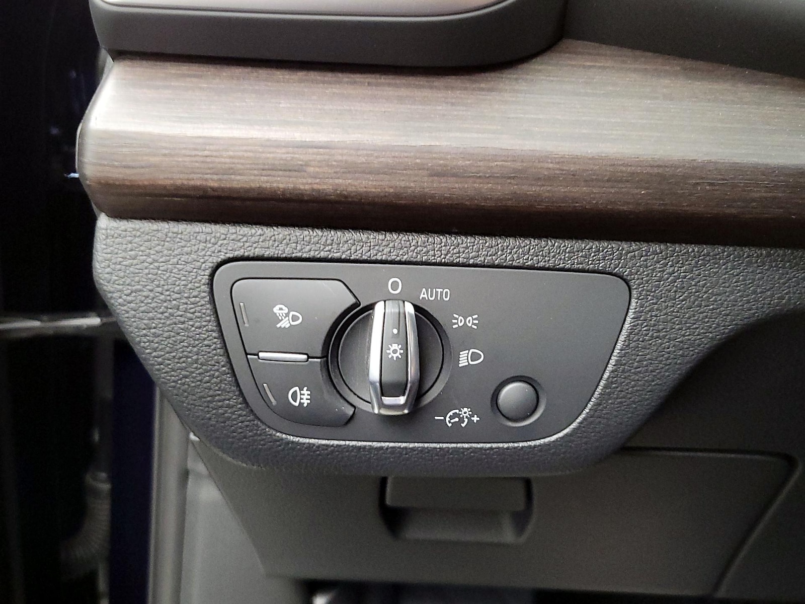 2023 Audi Q5 Premium Plus - Photo 14