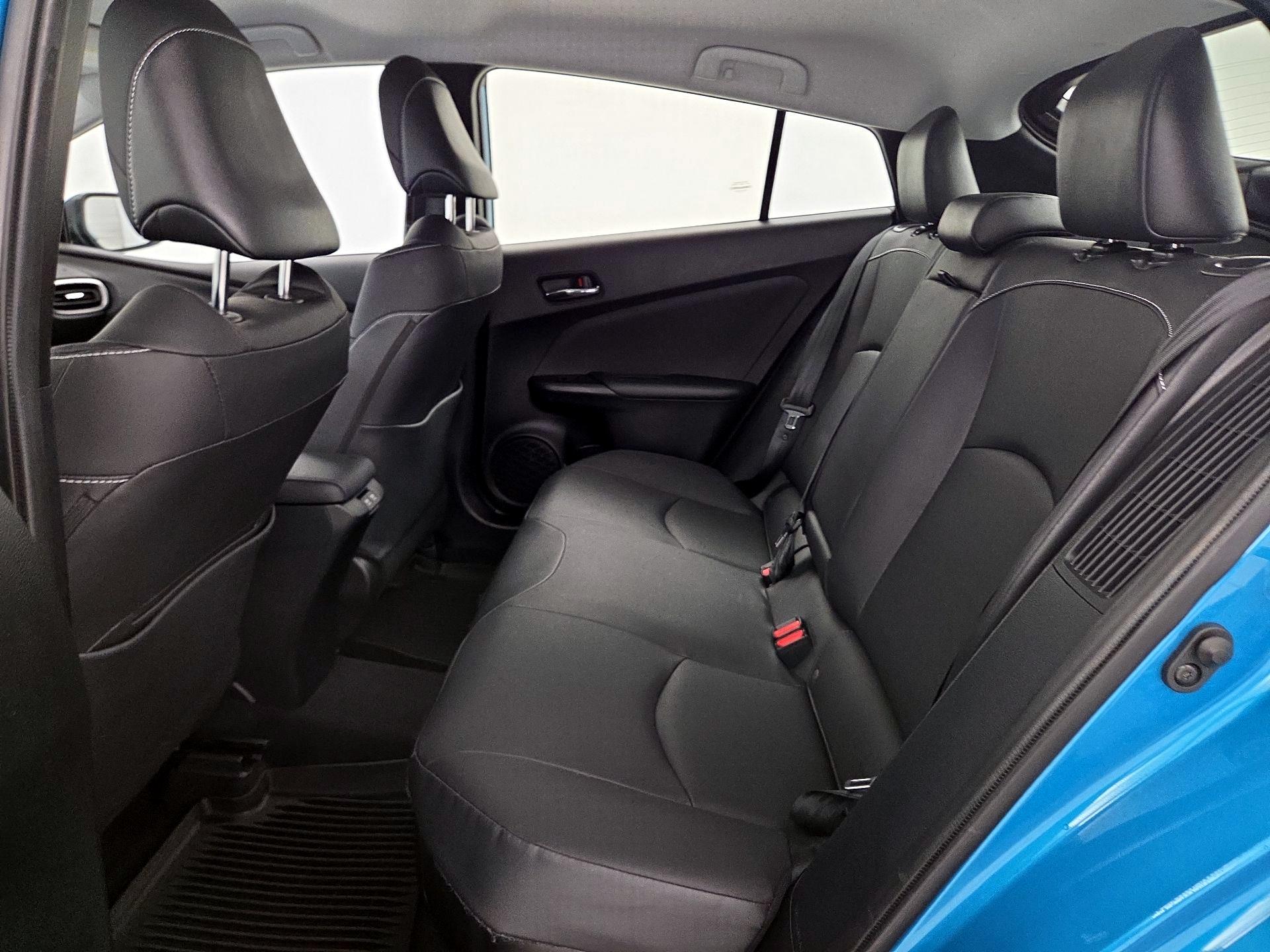 Thumbnail: 2022 Toyota Prius Prime - 20