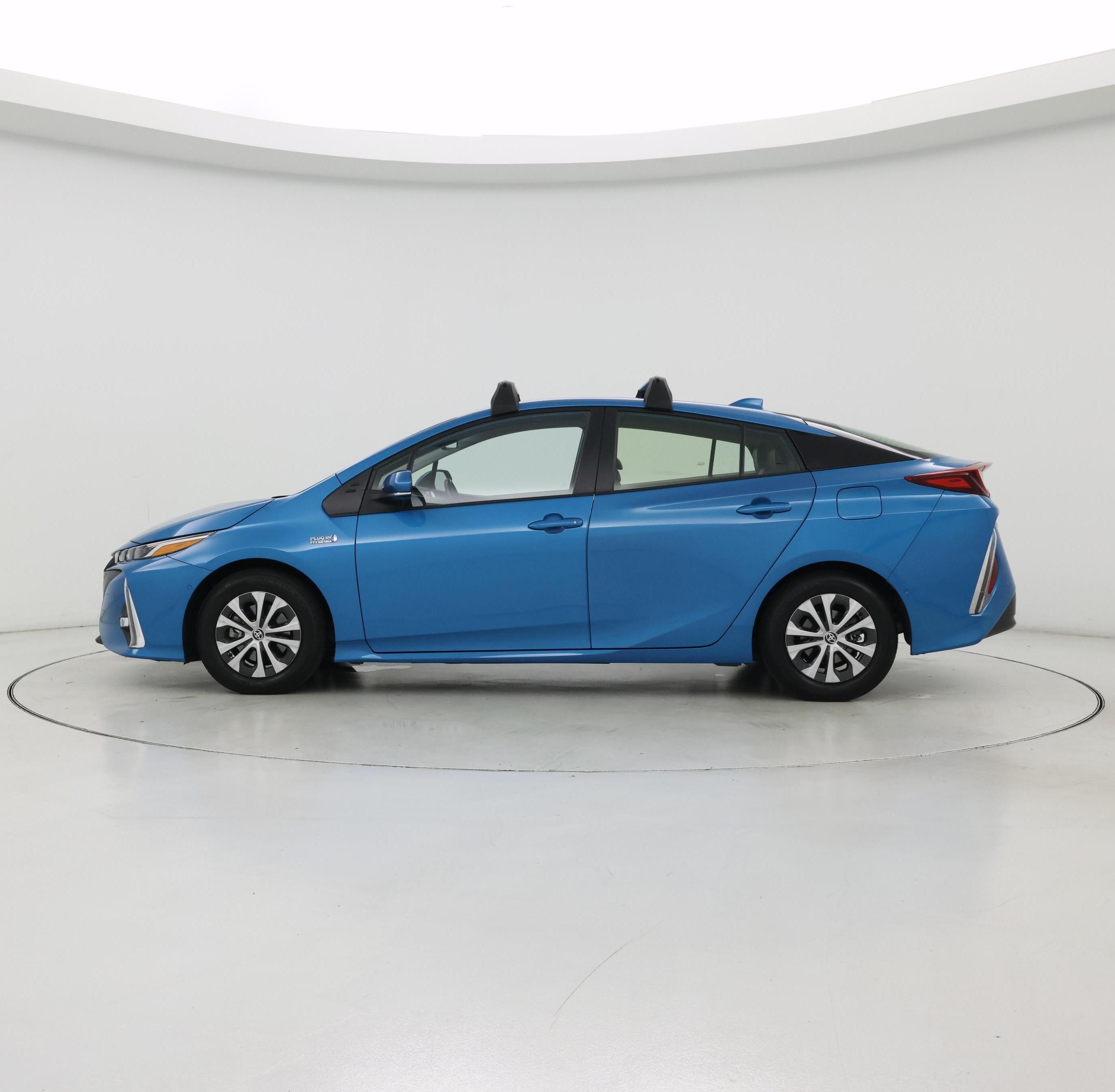 Thumbnail: 2022 Toyota Prius Prime - 3
