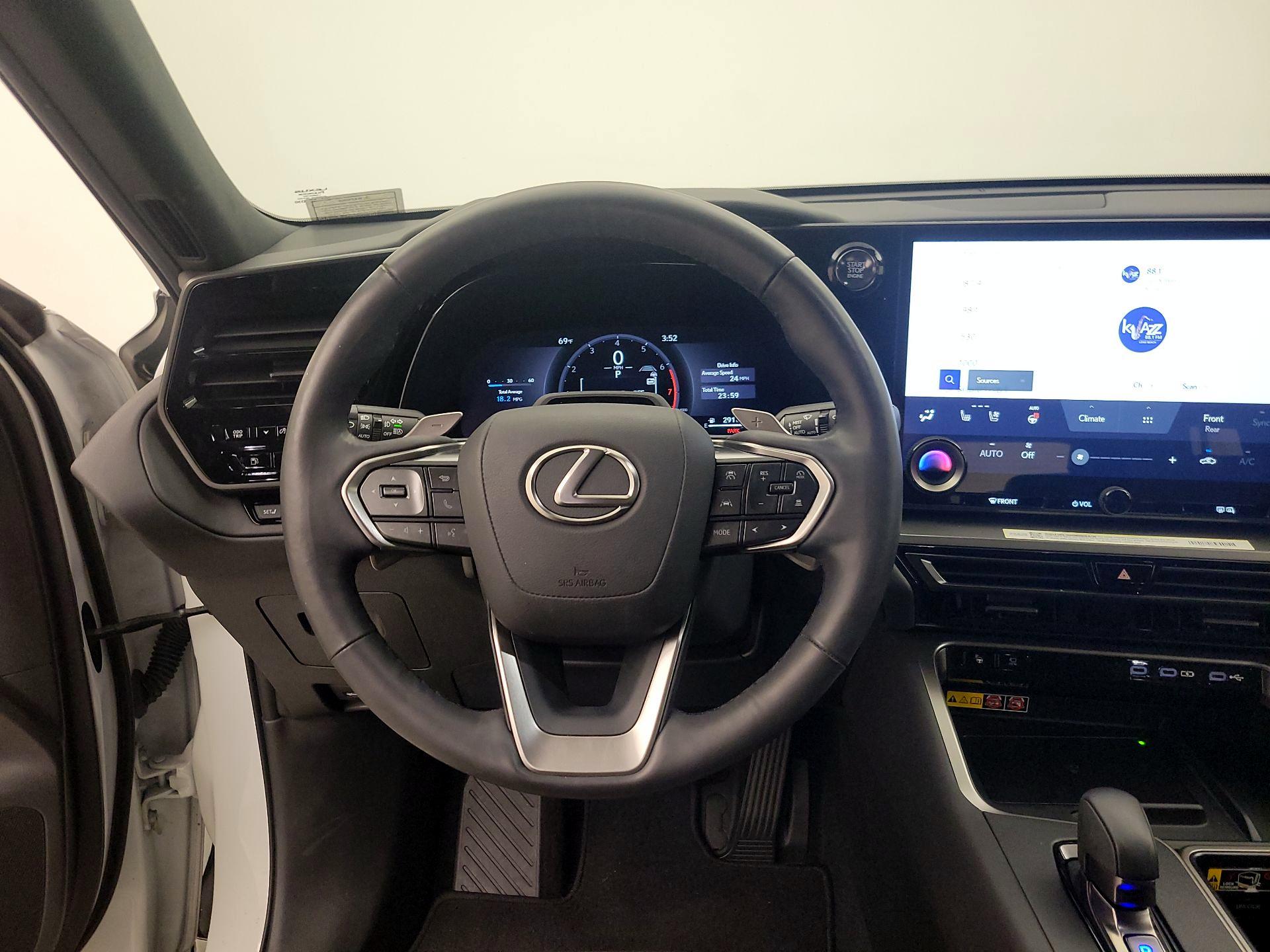 Thumbnail: 2025 Lexus TX - 10