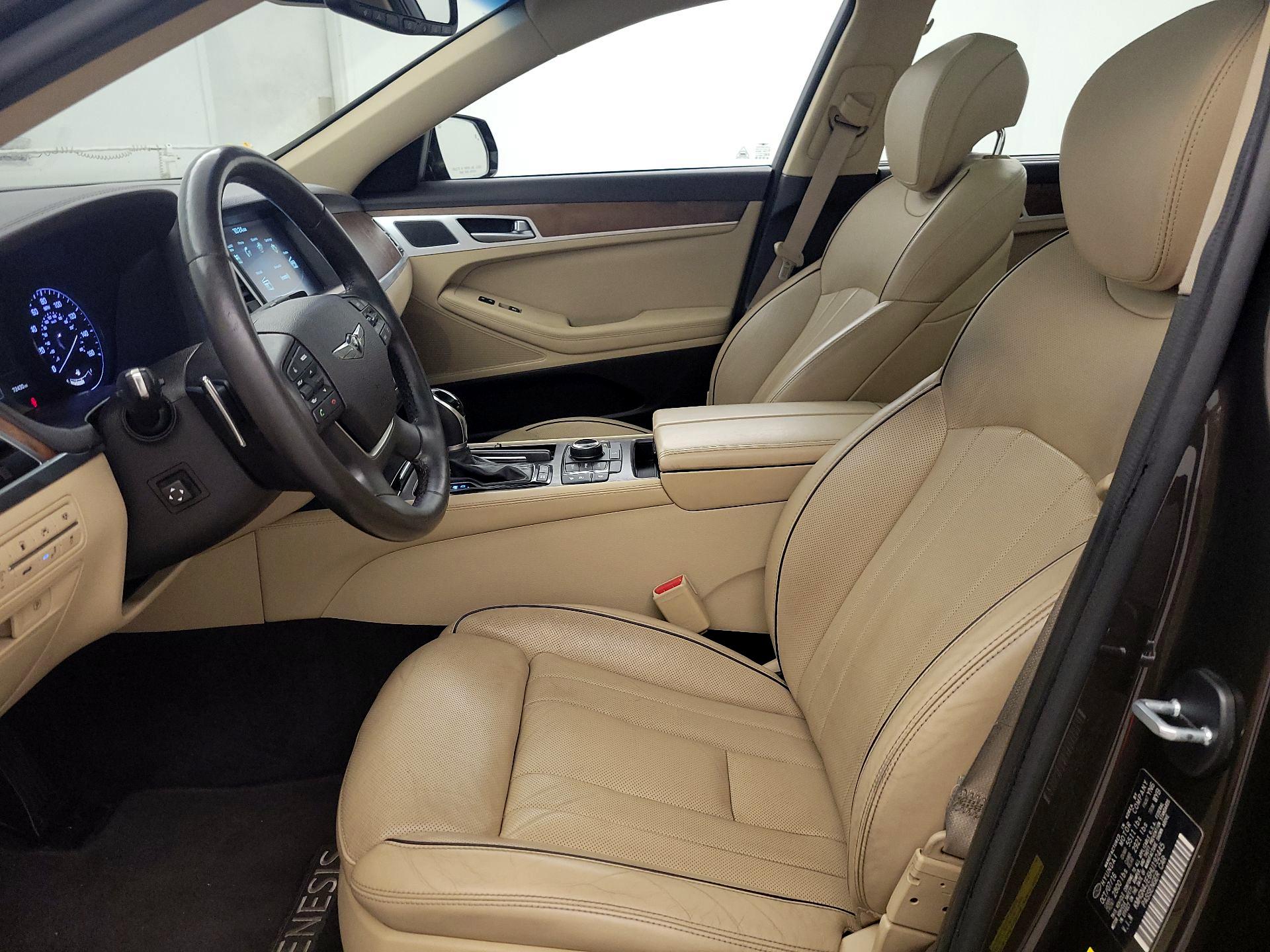 Thumbnail: 2017 Genesis G80 - 9