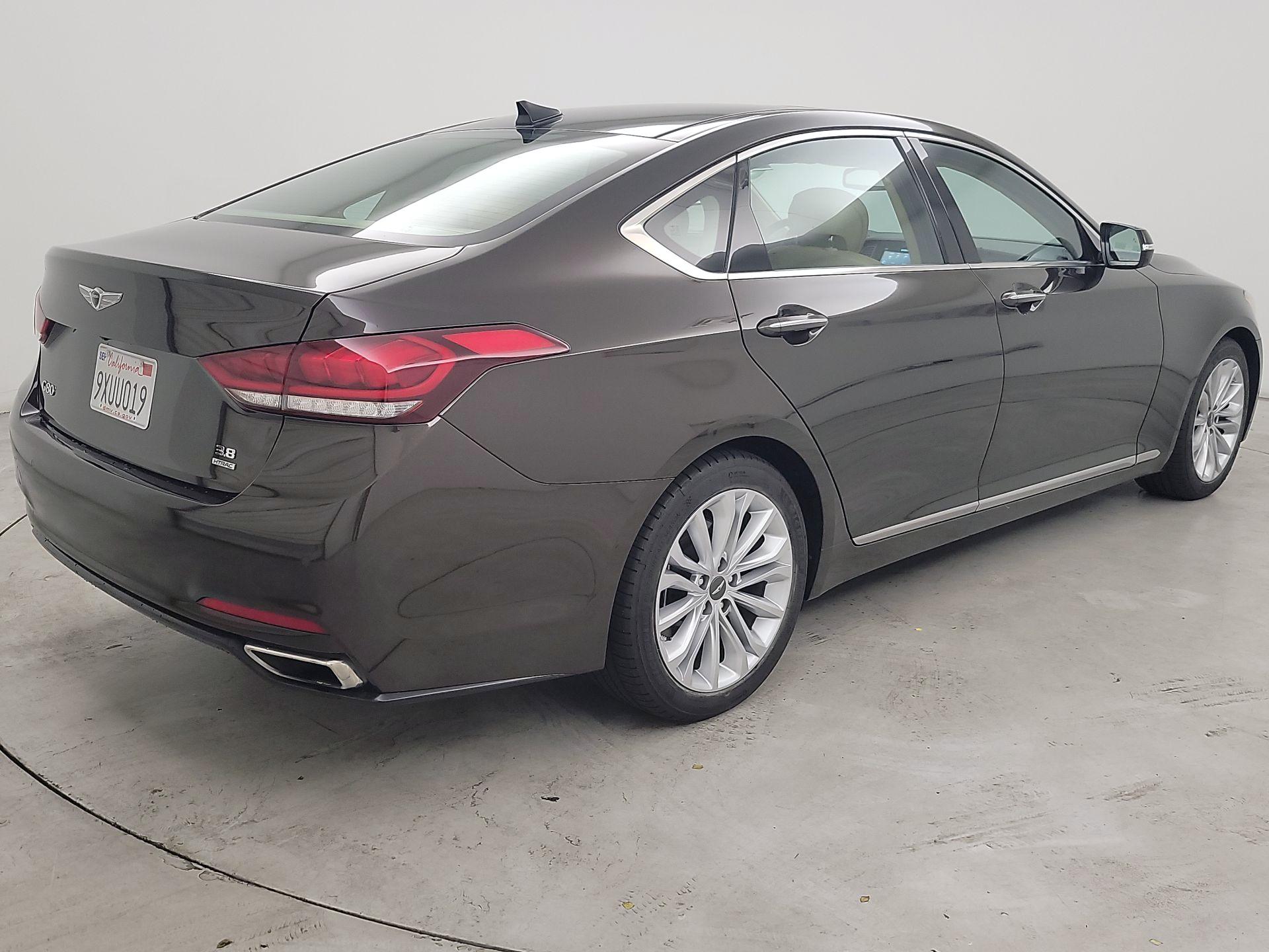 Thumbnail: 2017 Genesis G80 - 5