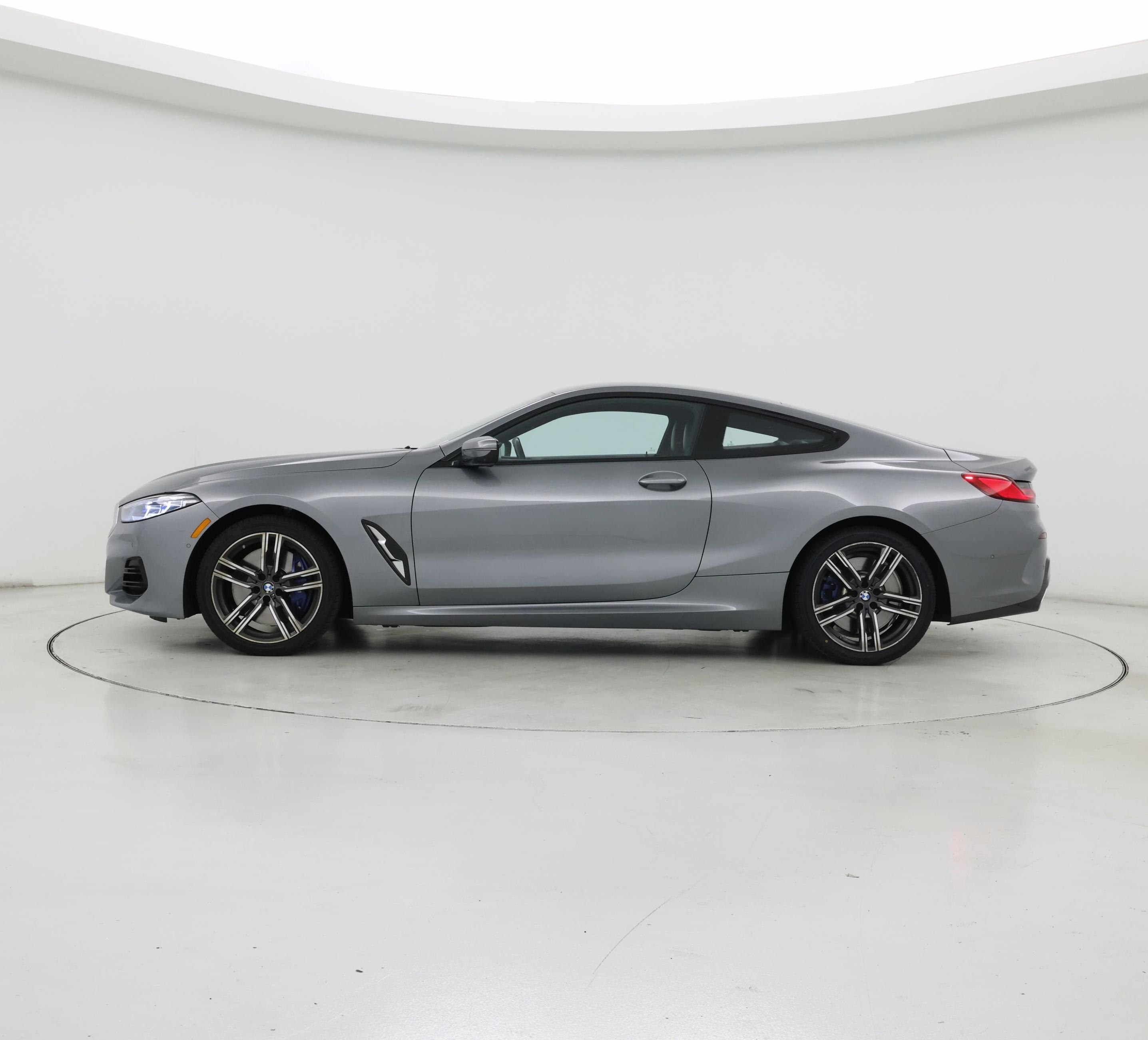 Thumbnail: 2025 BMW 8 Series - 3