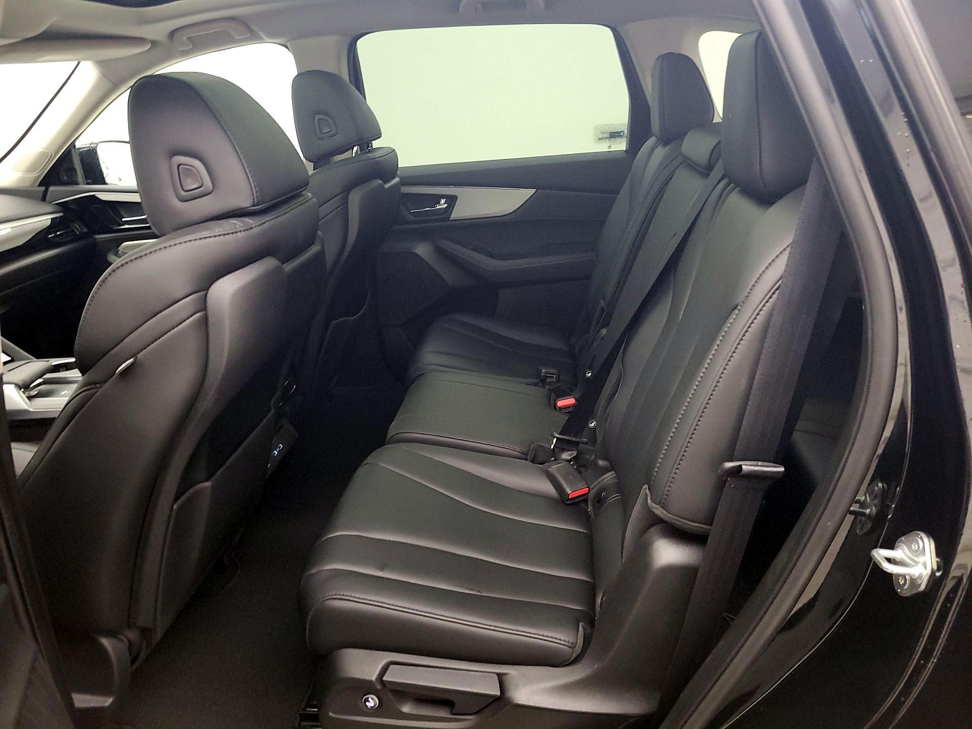 Thumbnail: 2023 Acura MDX - 20