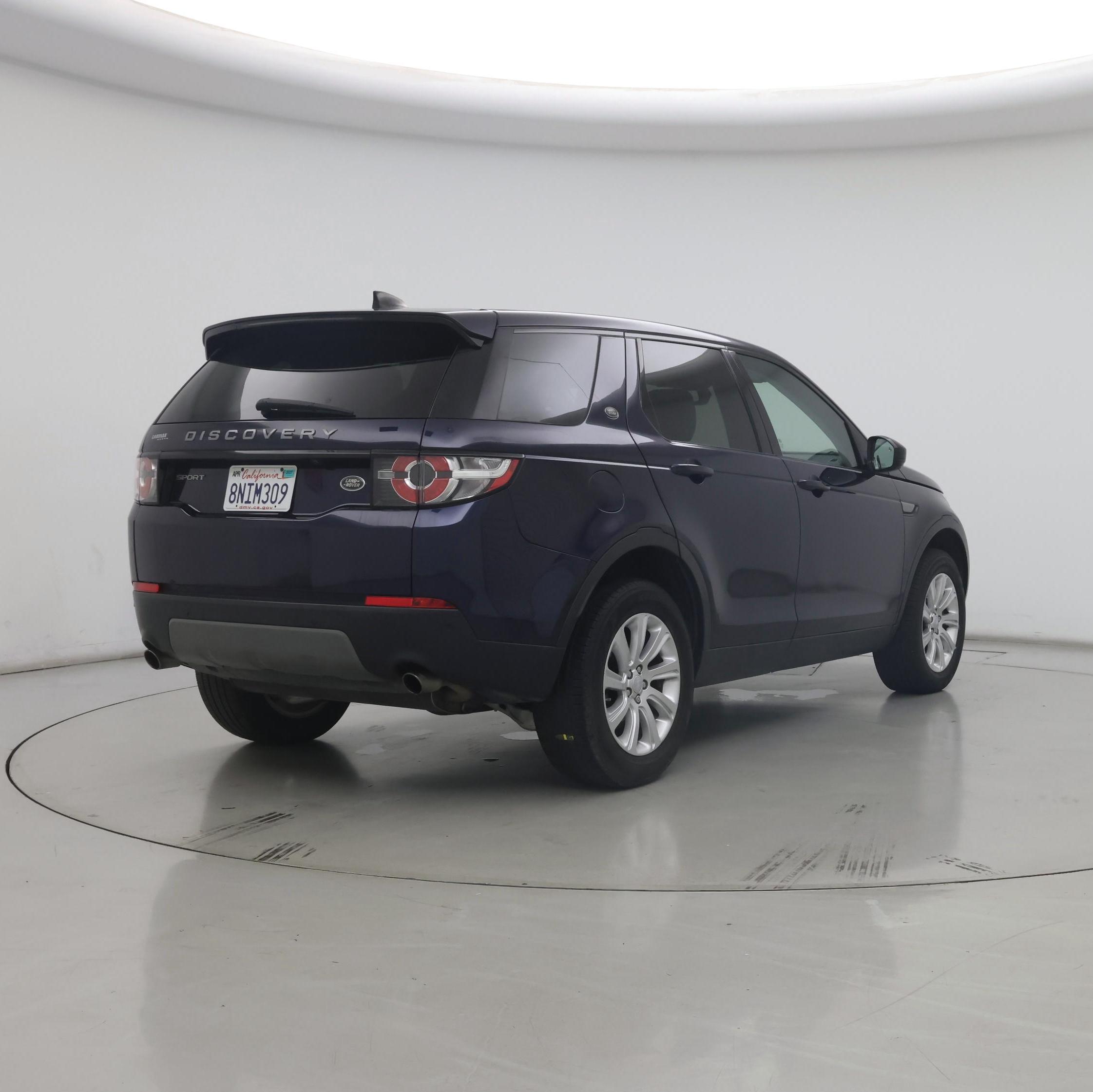 Thumbnail: 2019 Land Rover Discovery Sport - 8