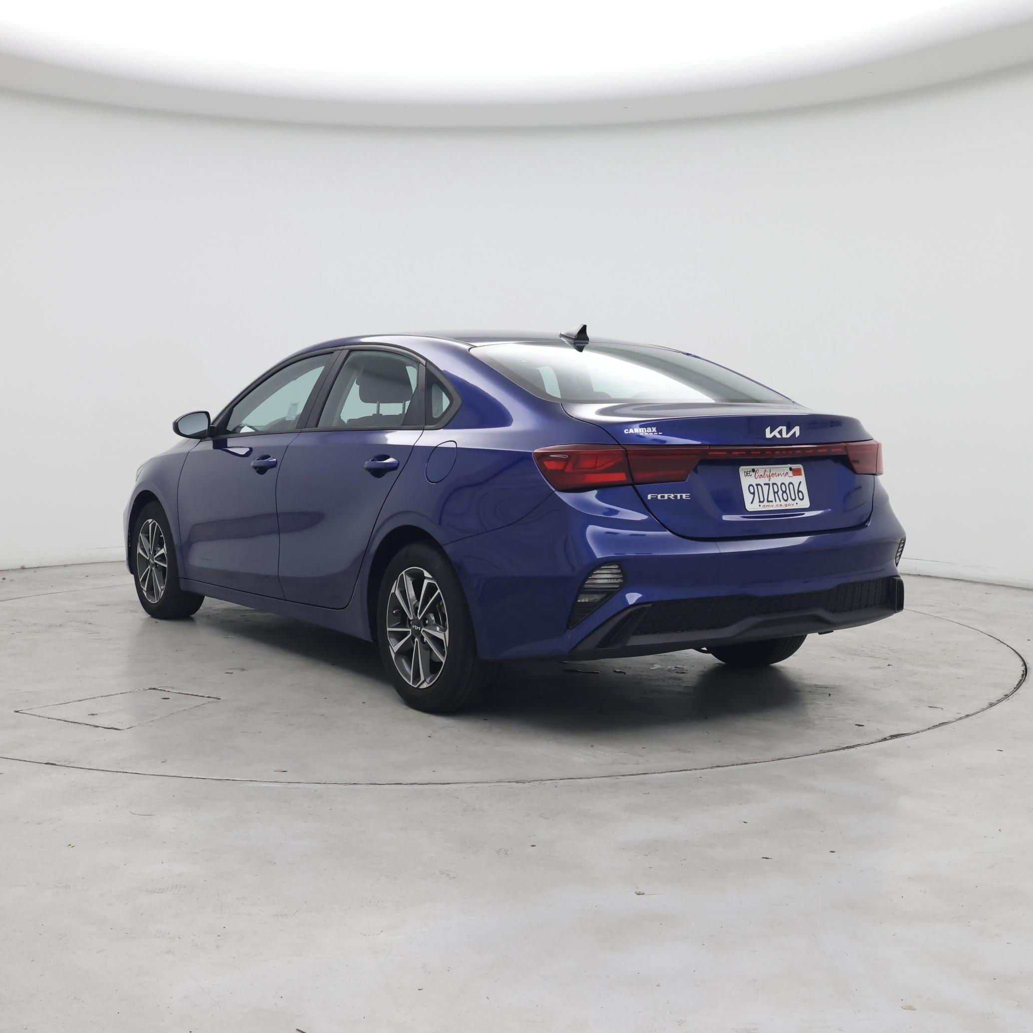 Thumbnail: 2023 Kia Forte - 2