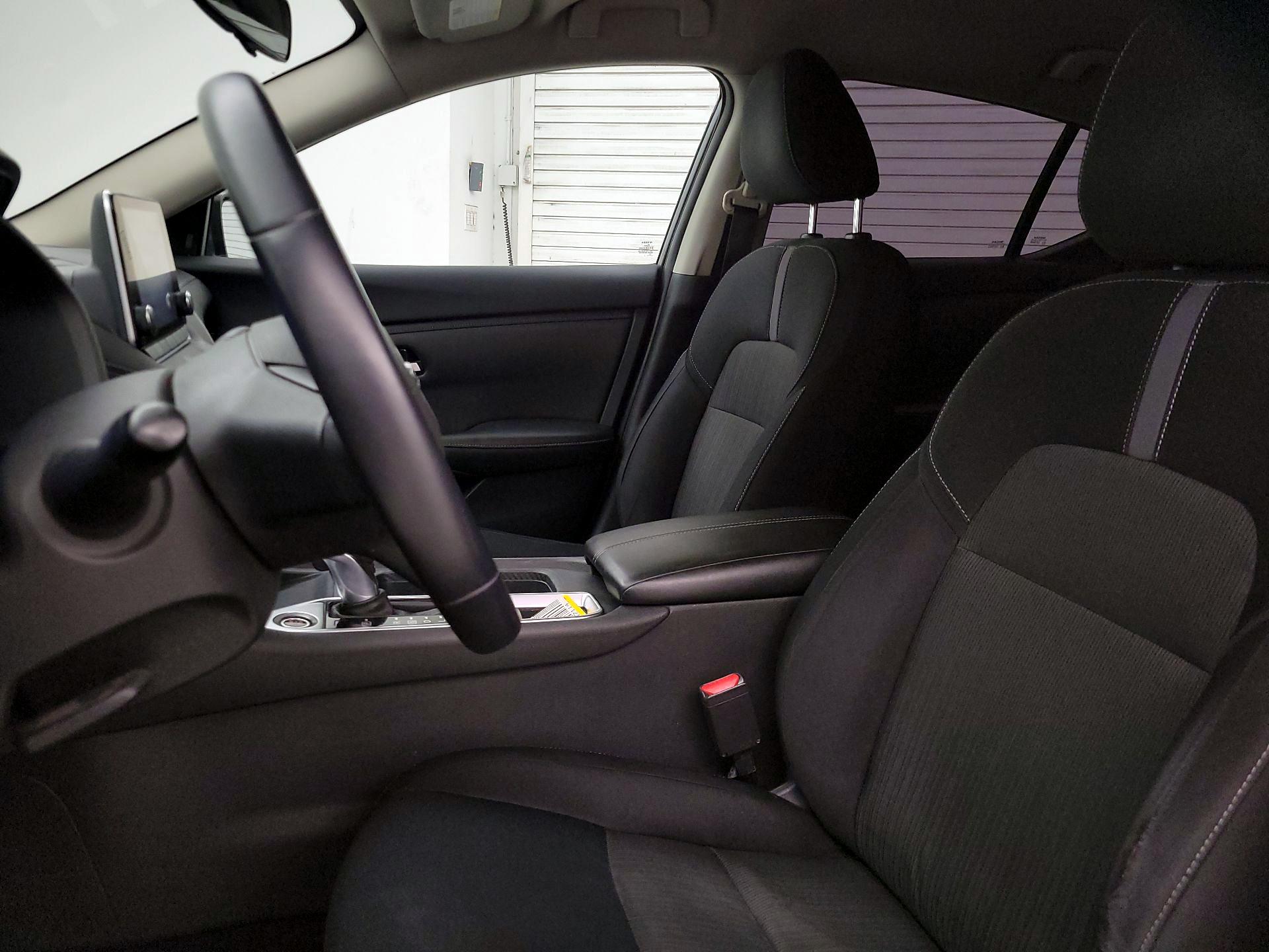 Thumbnail: 2021 Nissan Sentra - 11