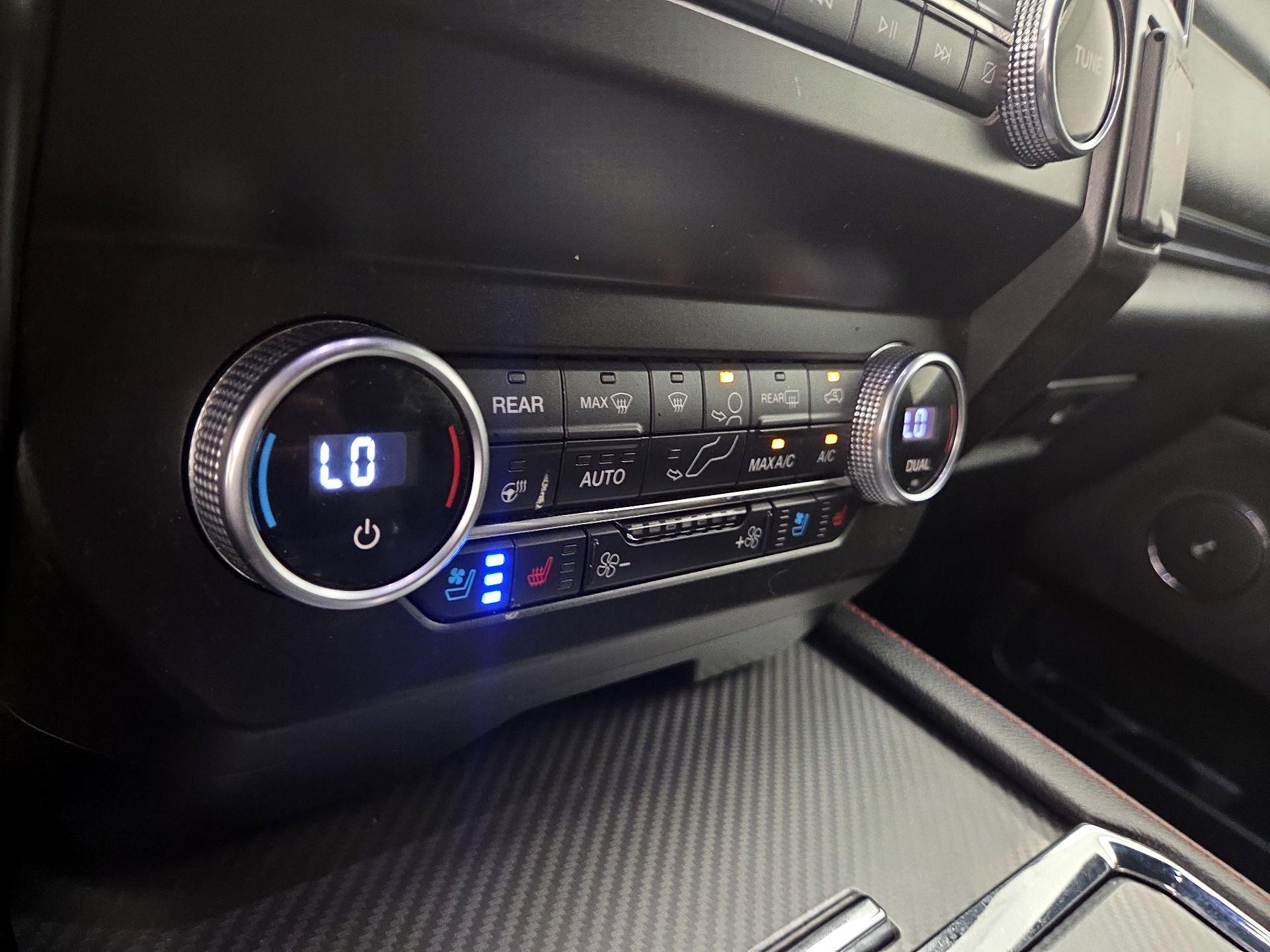 Thumbnail: 2021 Ford Expedition - 17