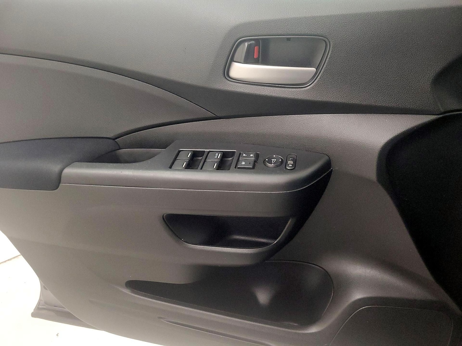 2015 Honda CR-V LX - Photo 13