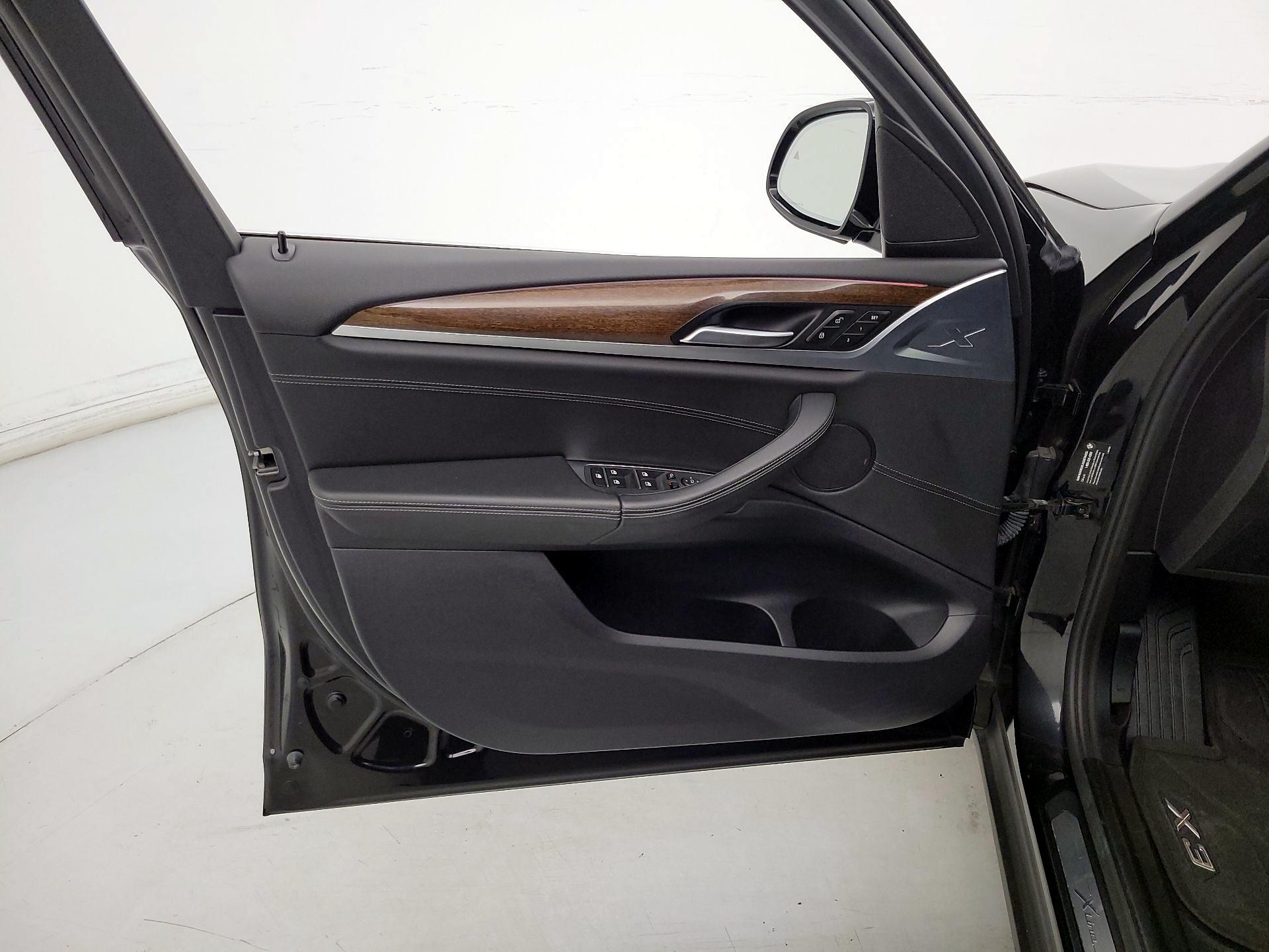 Thumbnail: 2019 BMW X3 - 12