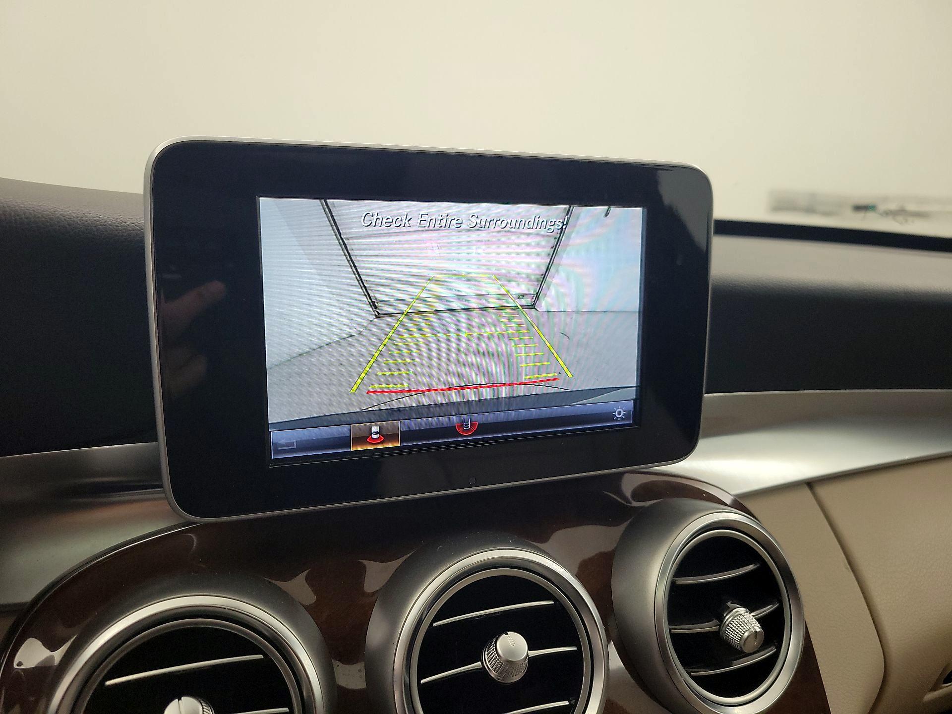 Thumbnail: 2018 Mercedes-Benz C-Class - 12