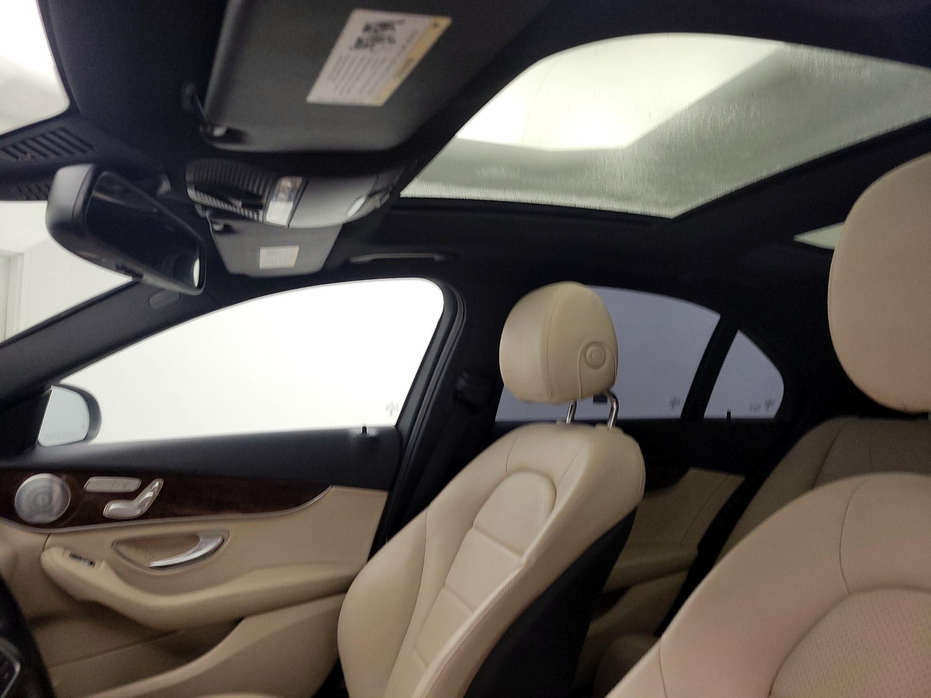 Thumbnail: 2018 Mercedes-Benz C-Class - 16