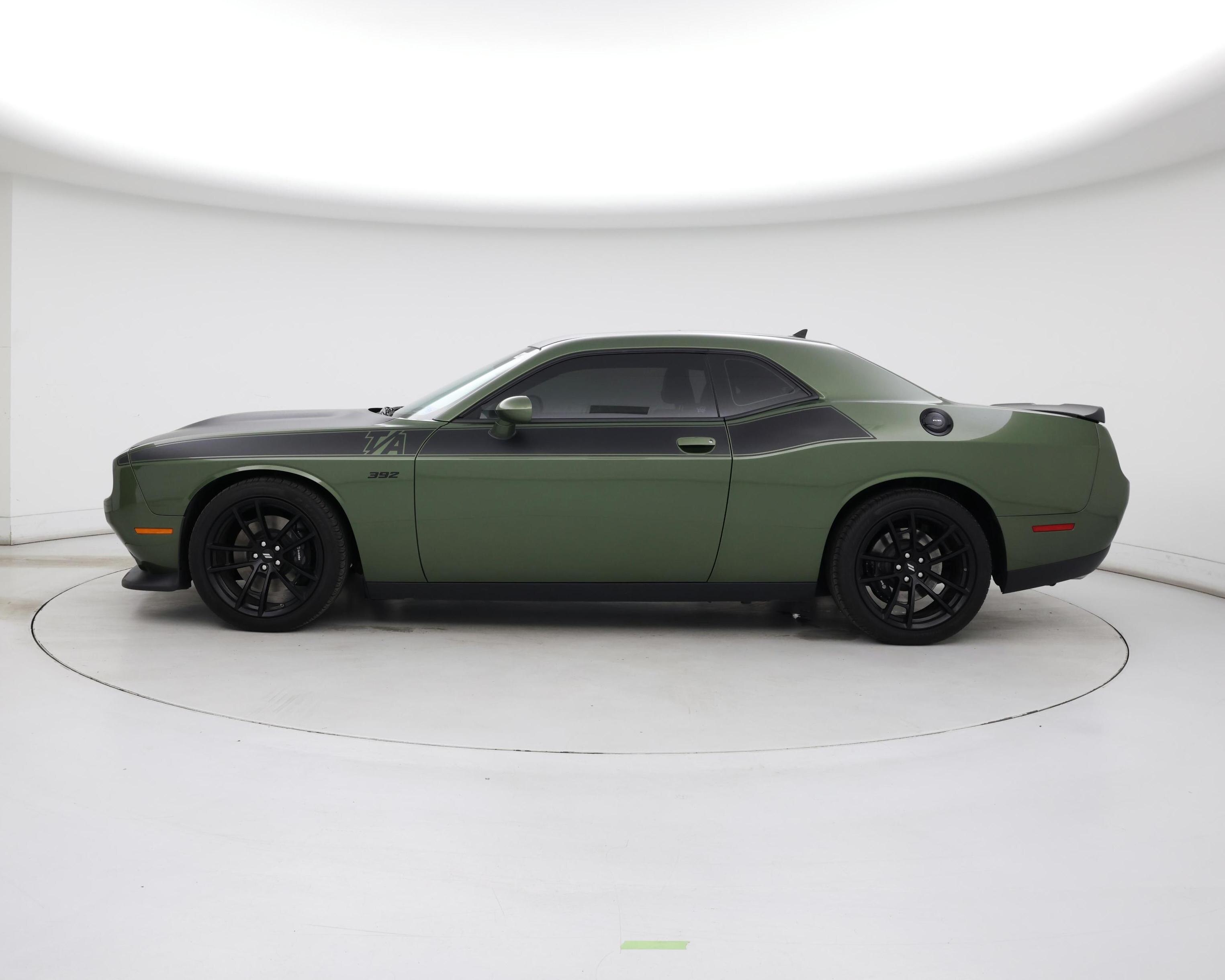 Thumbnail: 2021 Dodge Challenger - 3