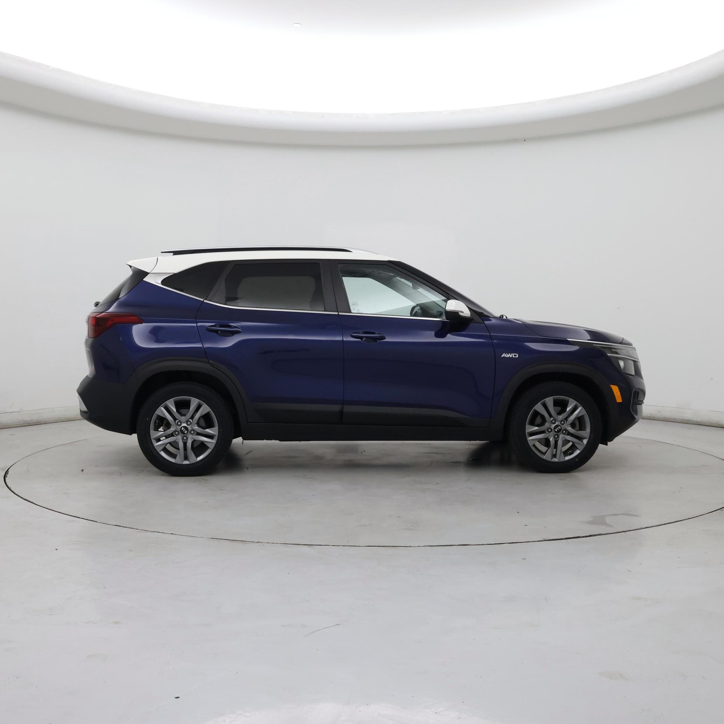 Thumbnail: 2021 Kia Seltos - 7