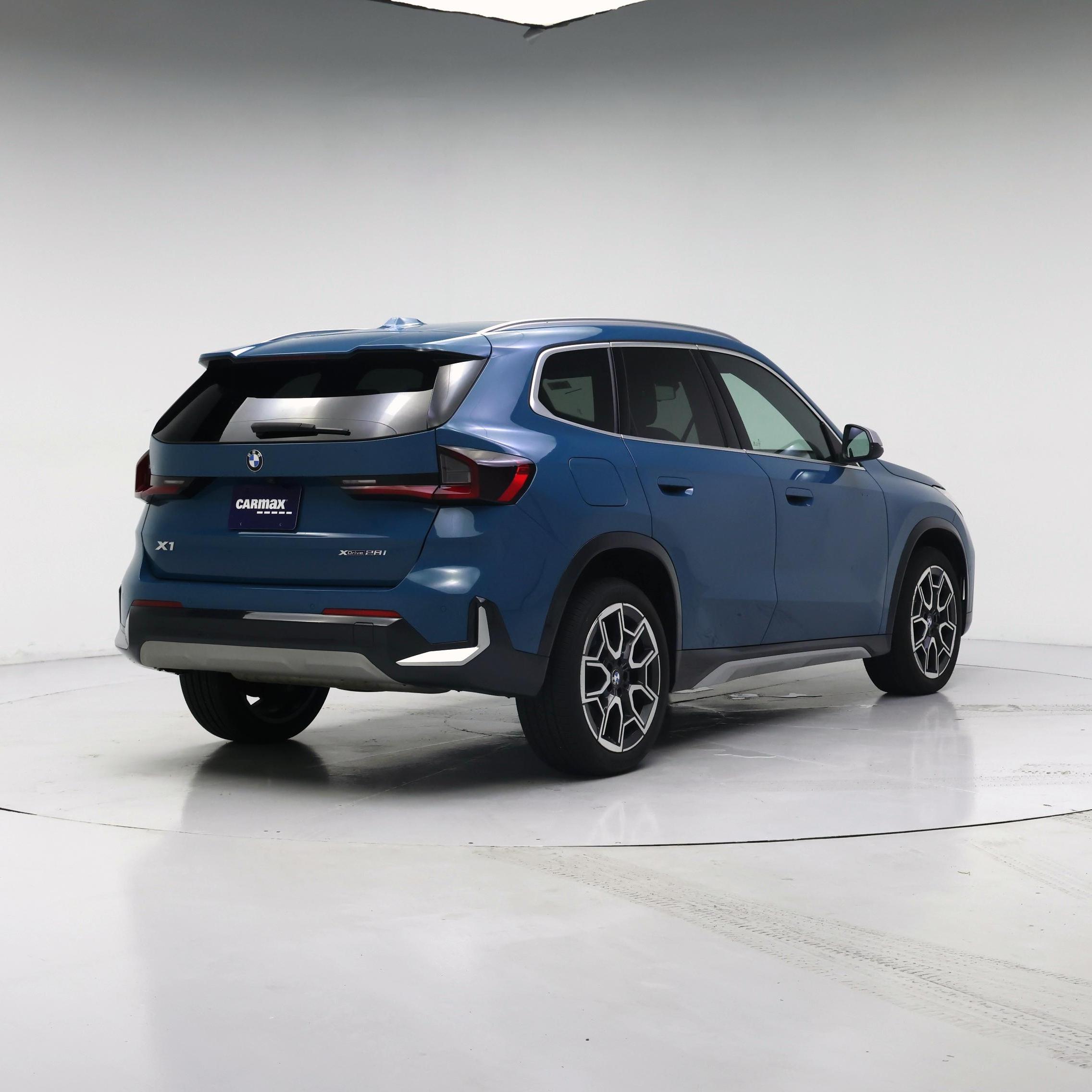 Thumbnail: 2024 BMW X1 - 8