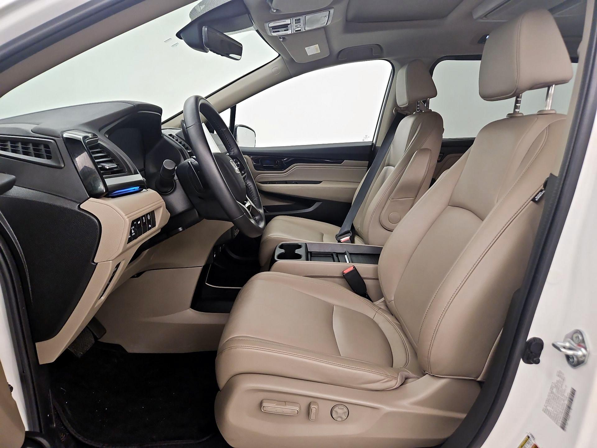 Thumbnail: 2023 Honda Odyssey - 11