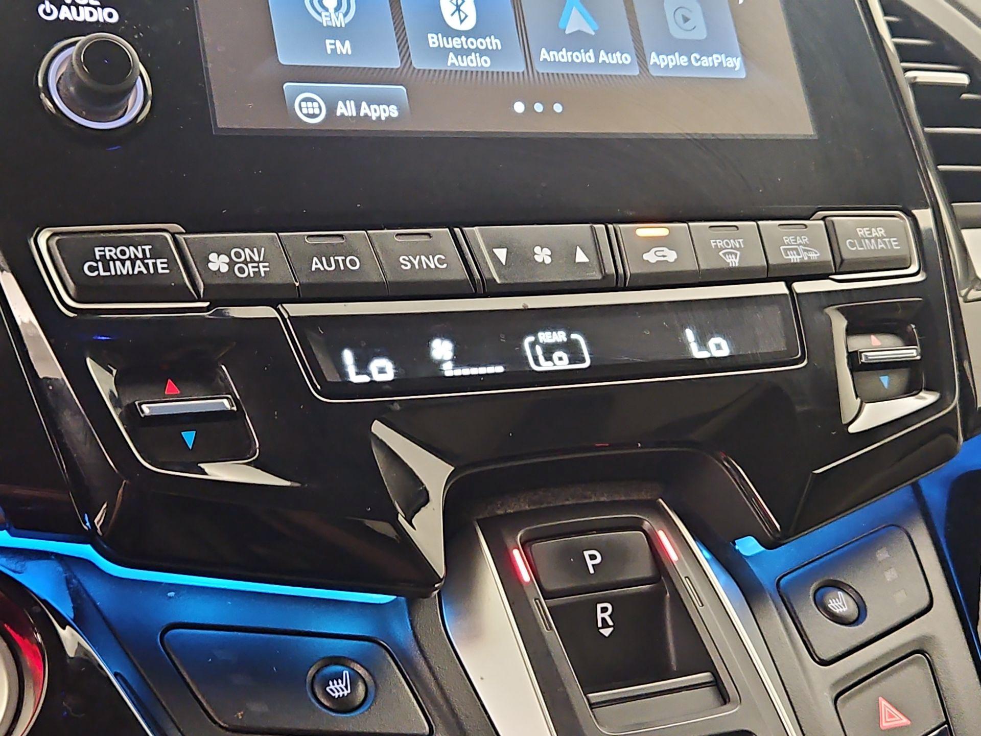 Thumbnail: 2023 Honda Odyssey - 16