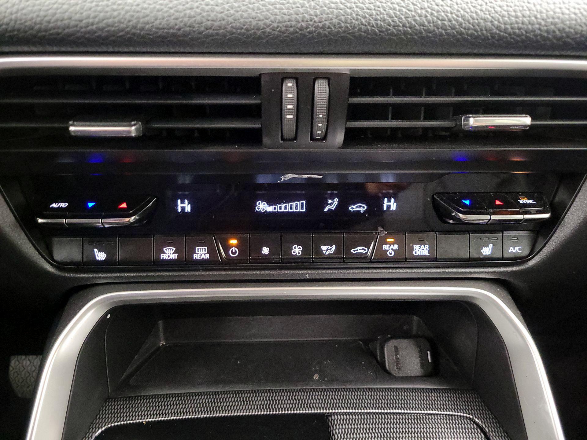 Thumbnail: 2024 Mazda CX-90 - 16