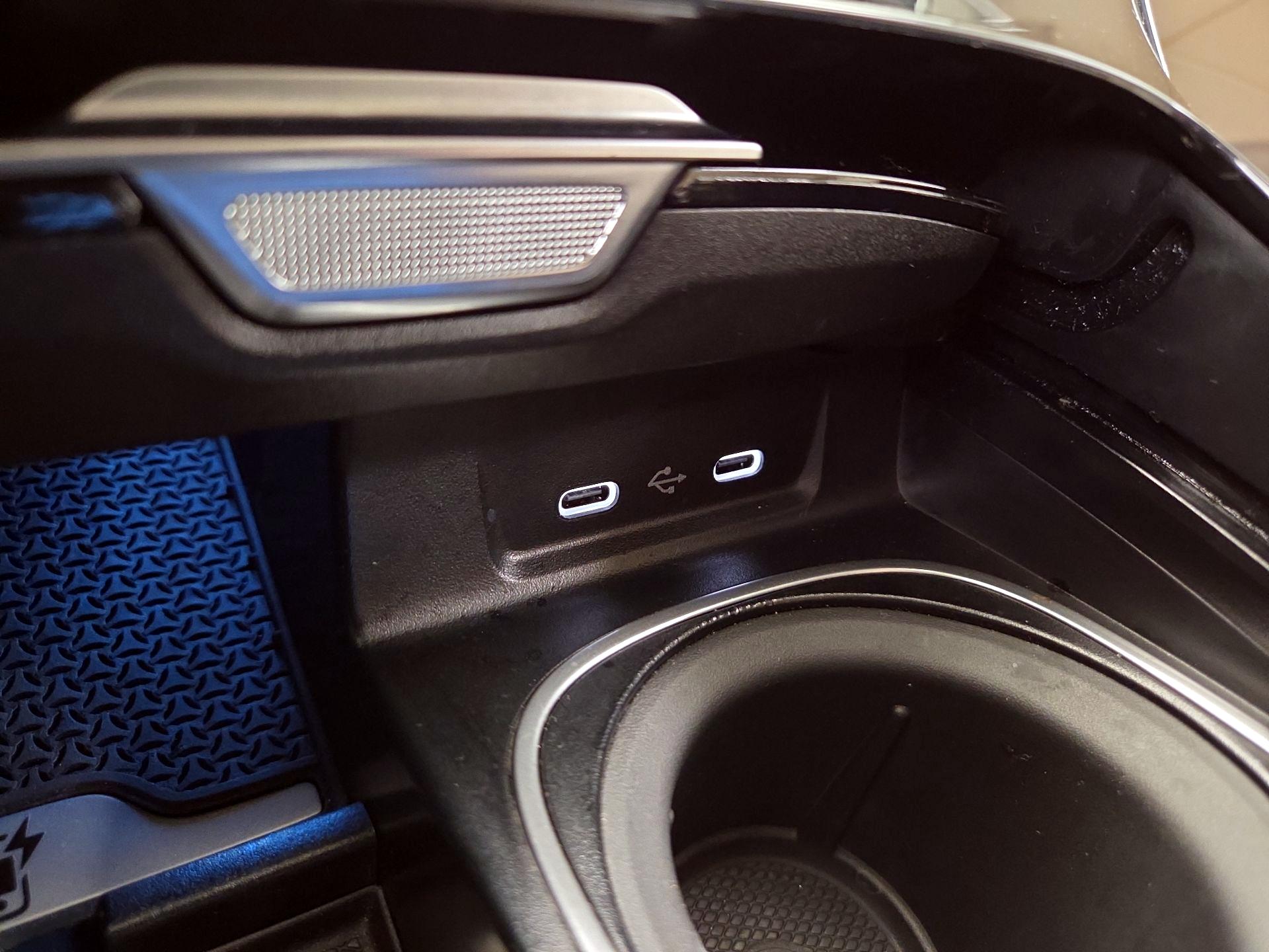 Thumbnail: 2022 Mercedes-Benz S-Class - 17