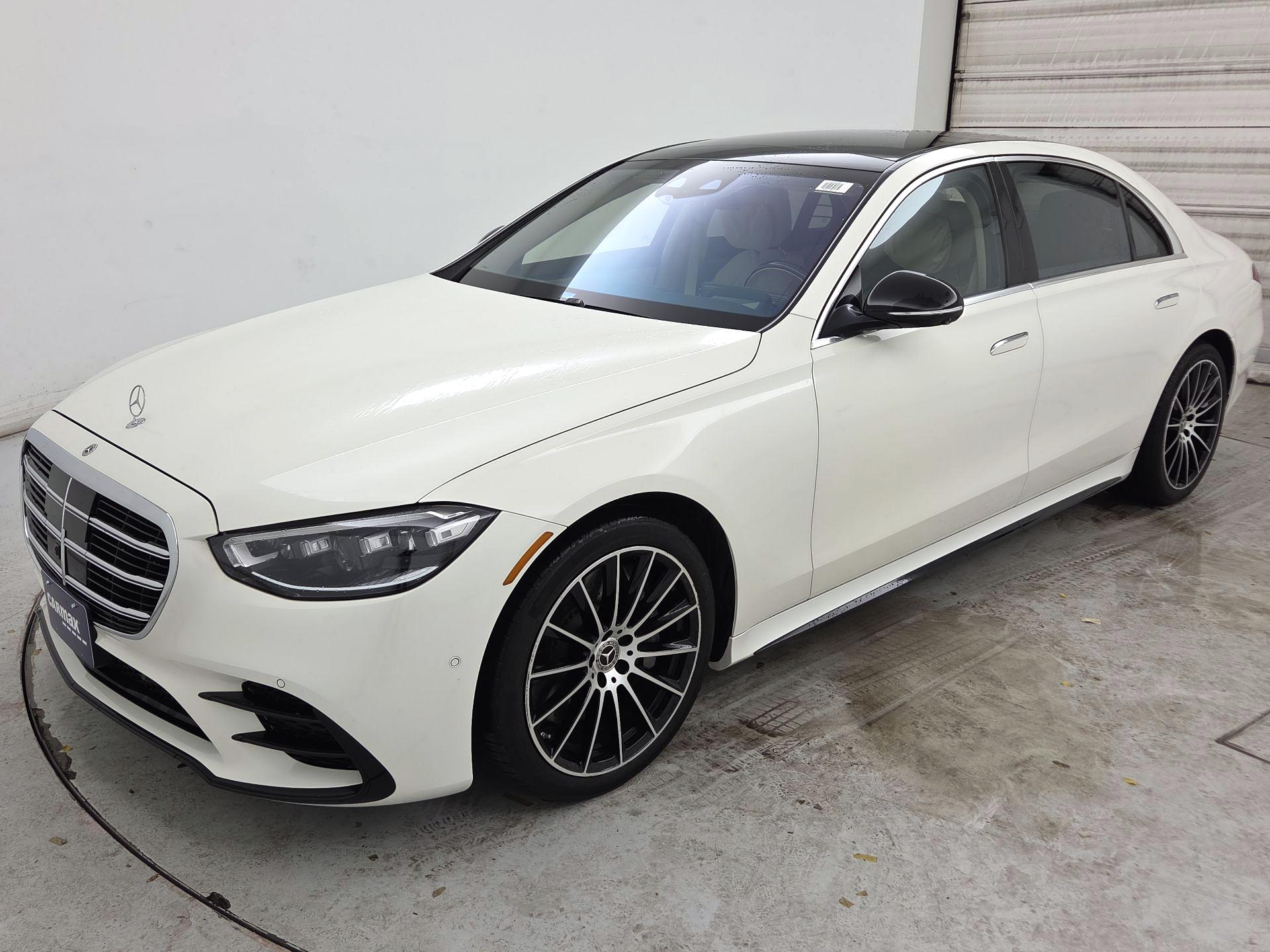 Thumbnail: 2022 Mercedes-Benz S-Class - 3