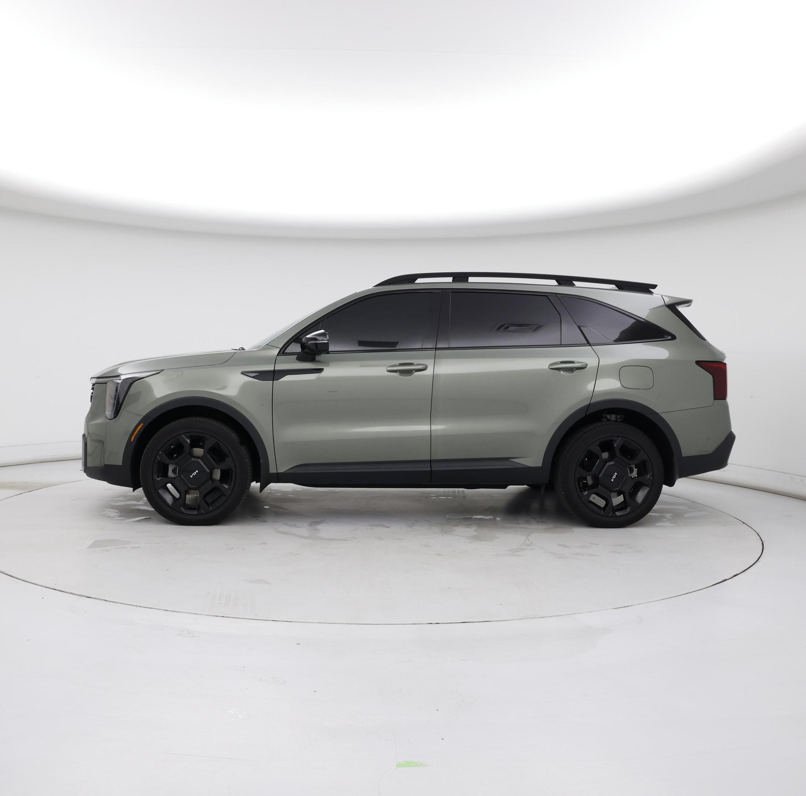 Thumbnail: 2024 Kia Sorento - 3