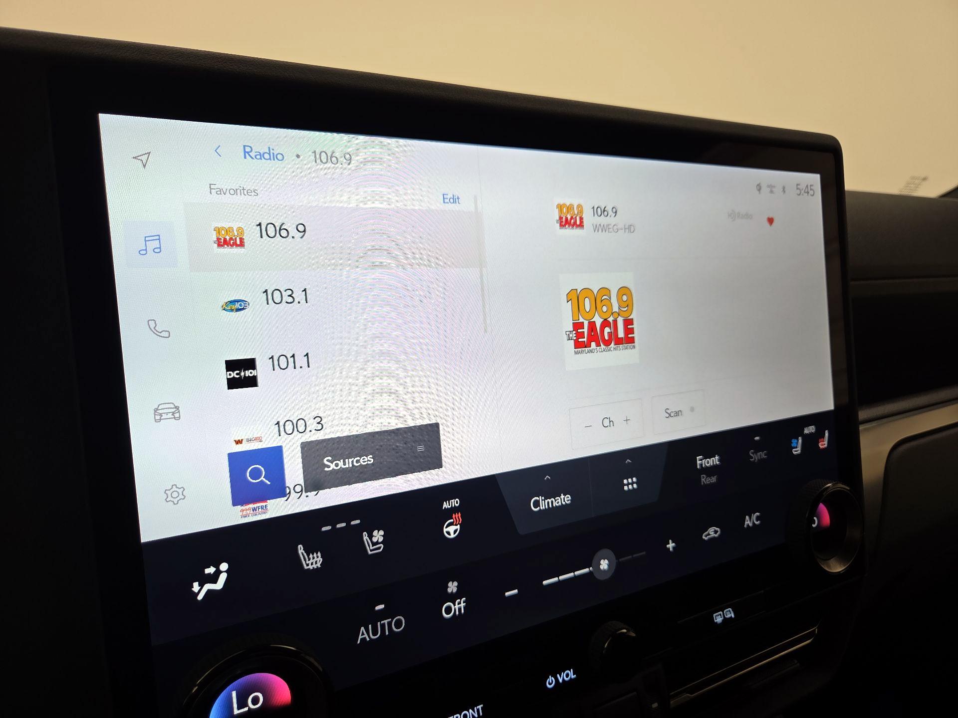 Thumbnail: 2025 Lexus GX - 13