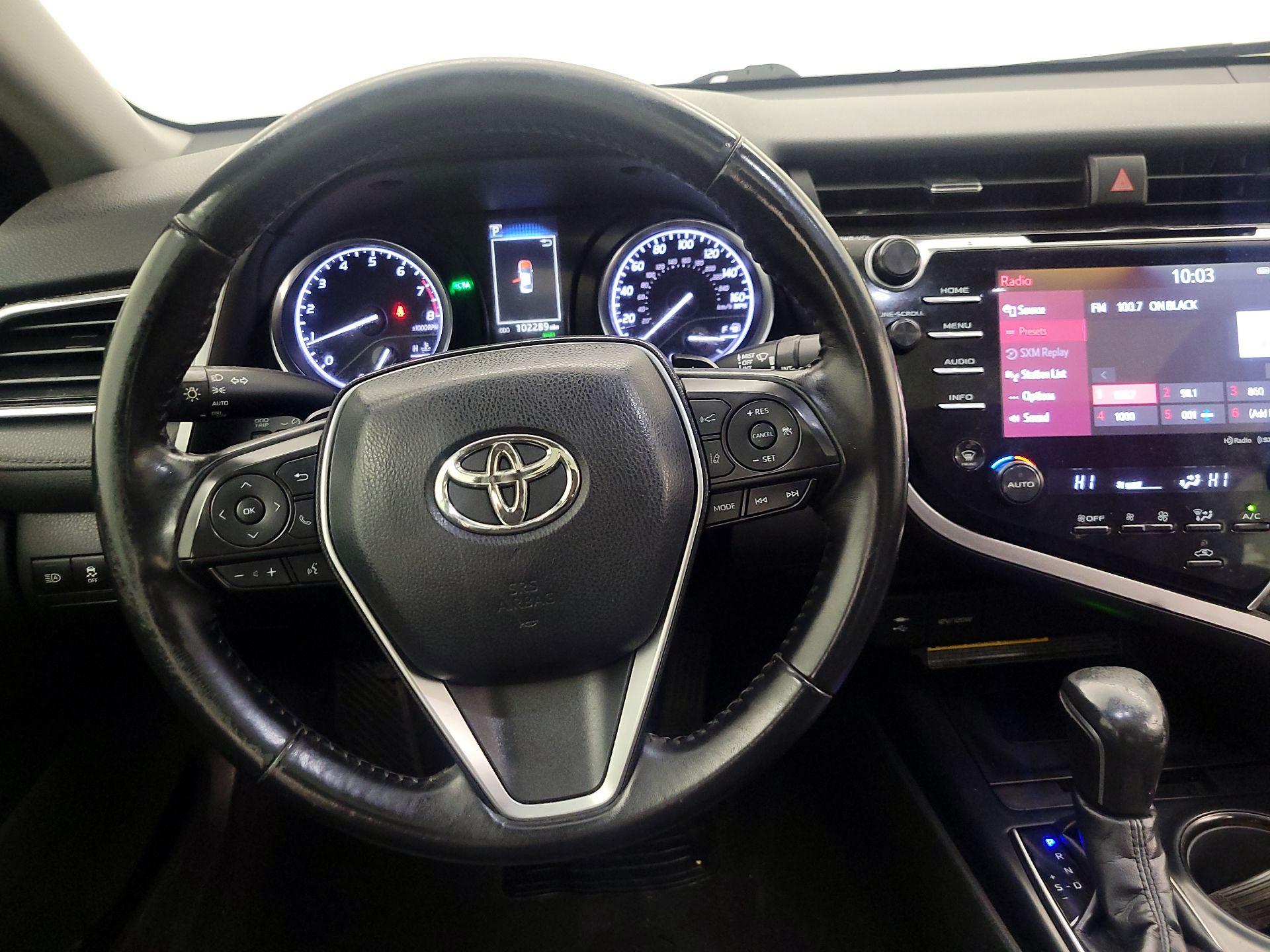 Thumbnail: 2018 Toyota Camry - 10