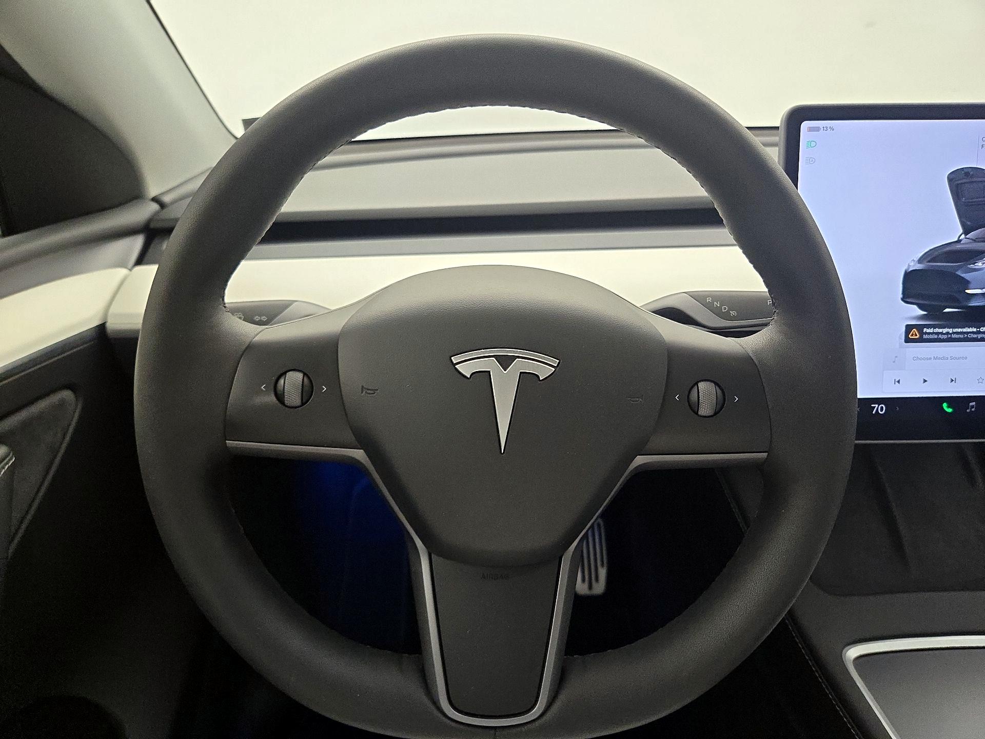 Thumbnail: 2023 Tesla Model Y - 10