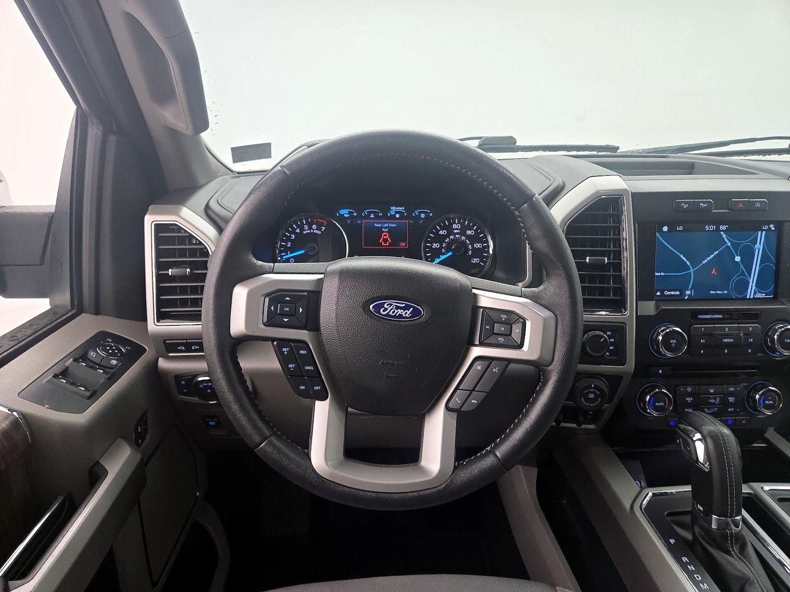 2018 Ford F-150 Lariat - Photo 11