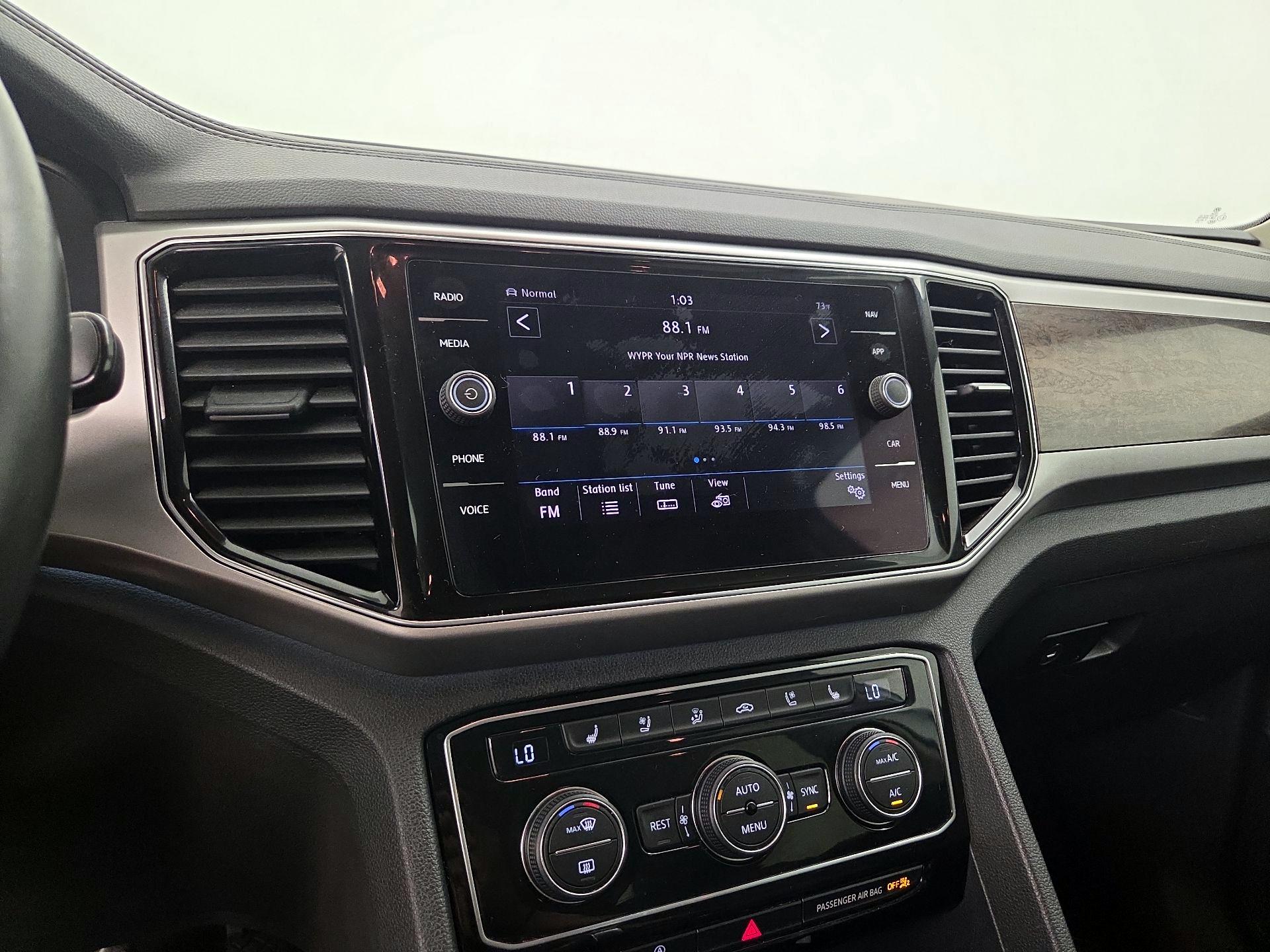 Thumbnail: 2018 Volkswagen Atlas - 15